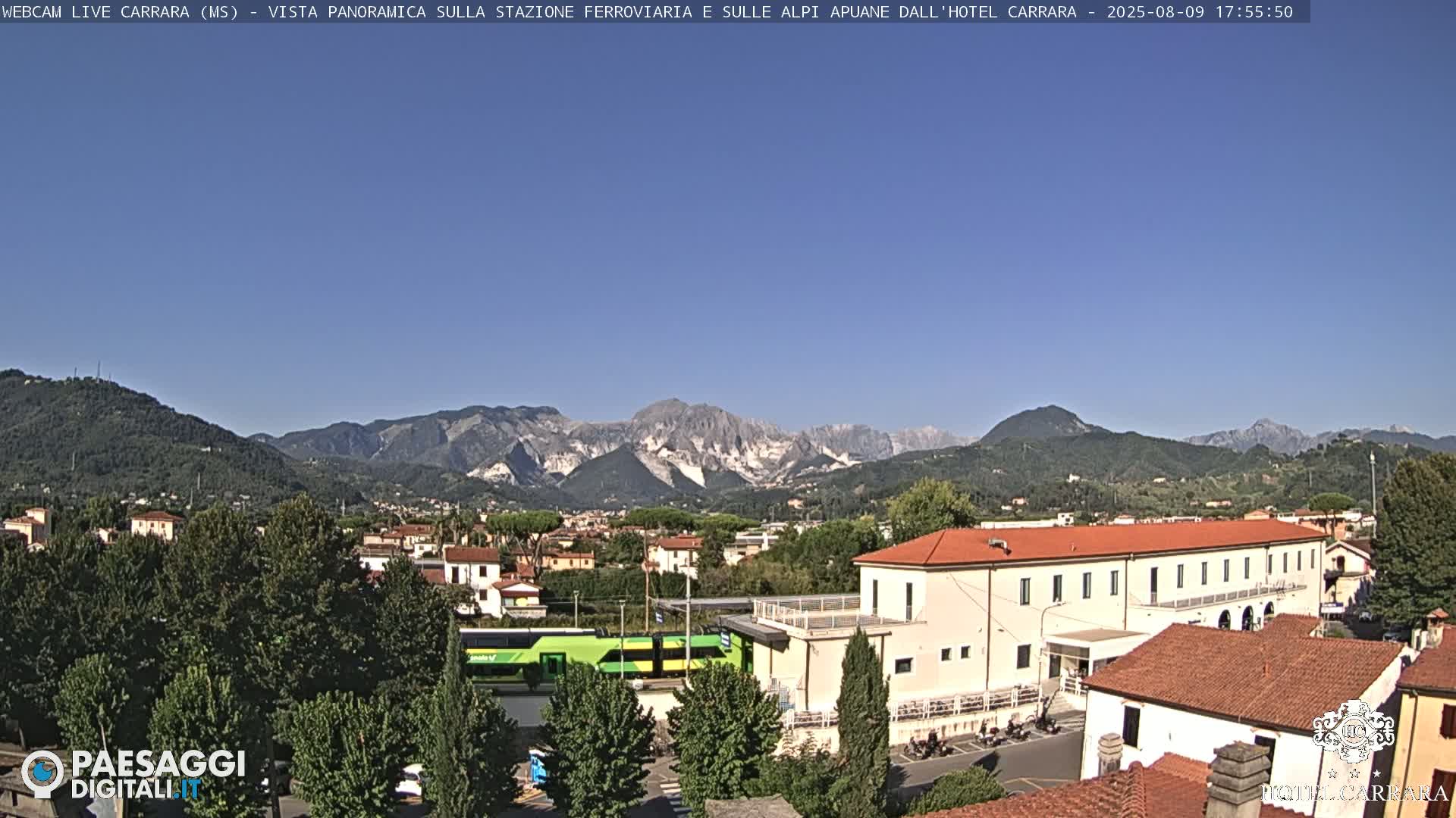  Carrara City Railway Station & Panaromic Natural Alps Park Live Cam - Massa & Carrara, Tuscany, Italy