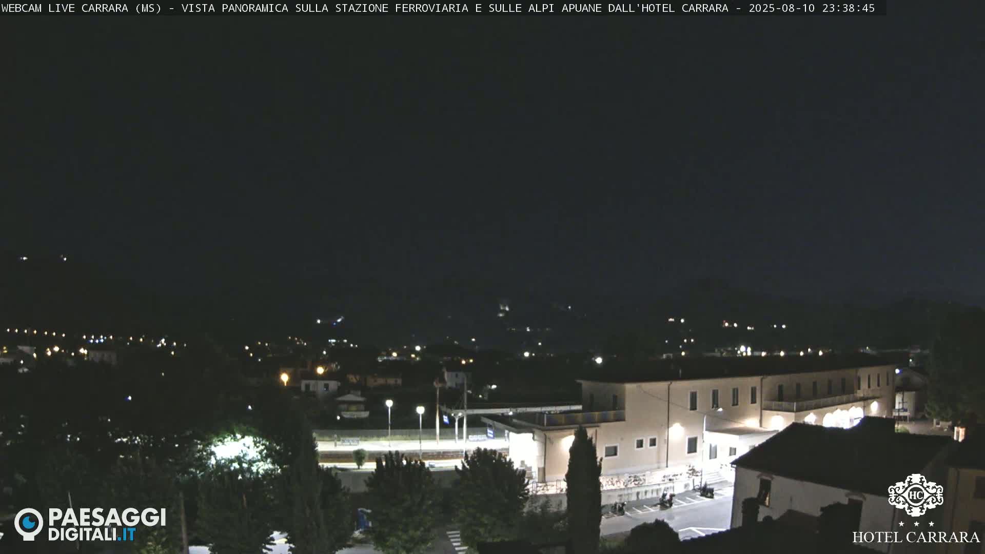  Carrara City Railway Station & Panaromic Natural Alps Park Live Cam - Massa & Carrara, Tuscany, Italy
