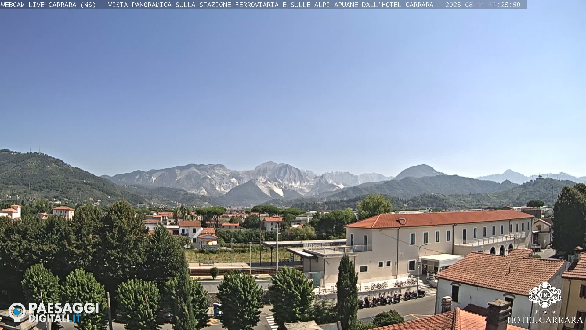 Carrara City Railway Station & Panaromic Natural Alps Park Live Cam - Massa & Carrara, Tuscany, Italy