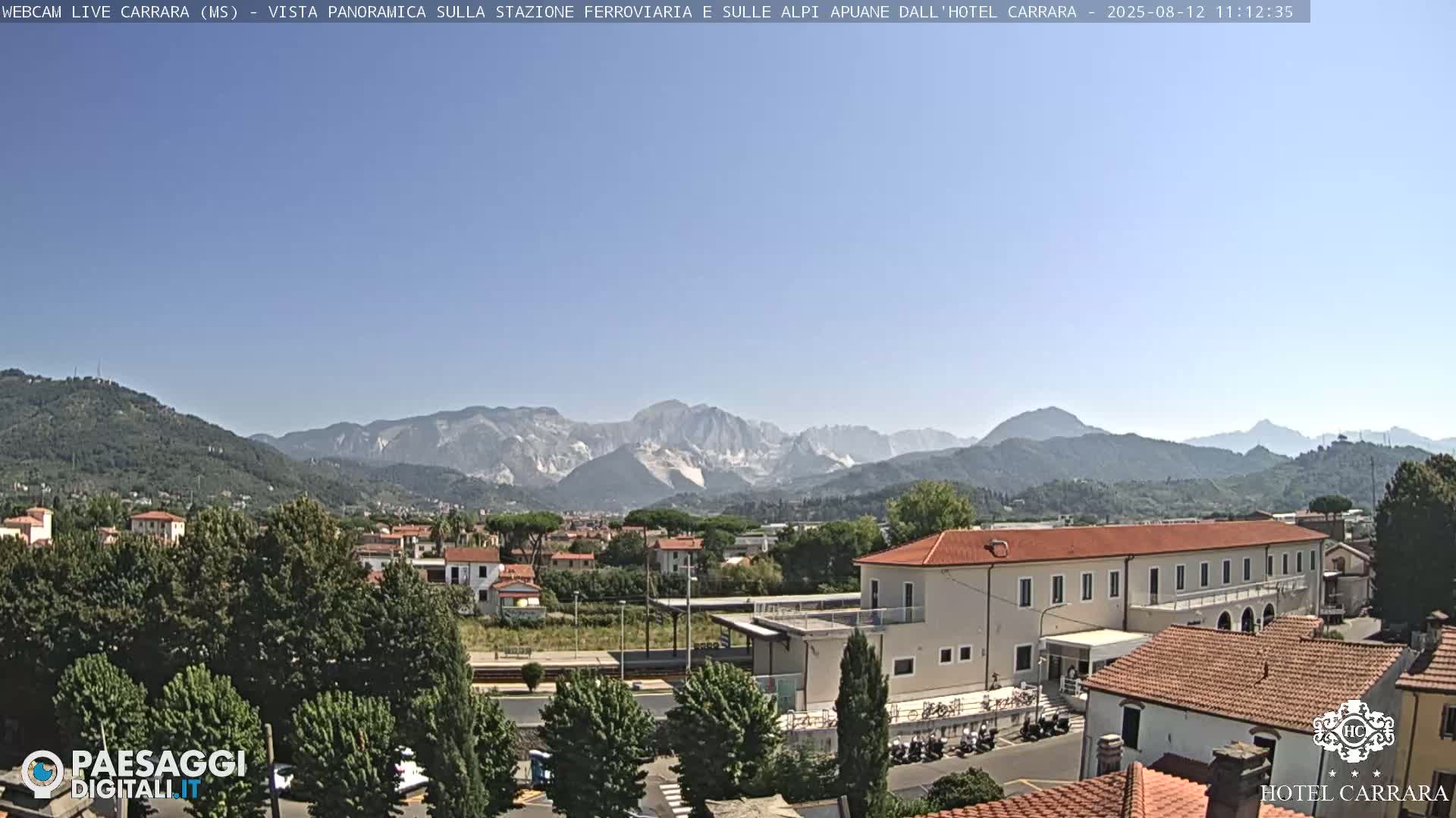 Carrara City Railway Station & Panaromic Natural Alps Park Live Cam - Massa & Carrara, Tuscany, Italy