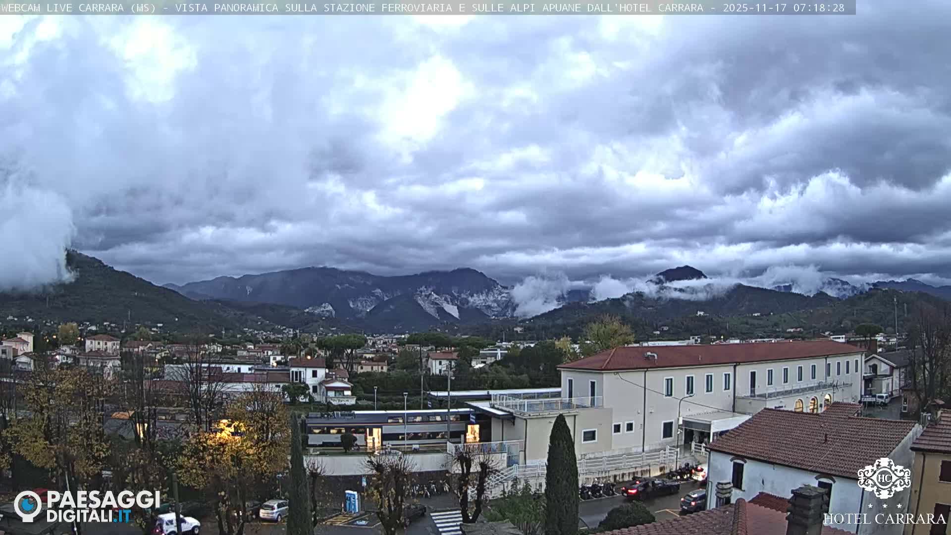  Carrara City Railway Station & Panaromic Natural Alps Park Live Cam - Massa & Carrara, Tuscany, Italy