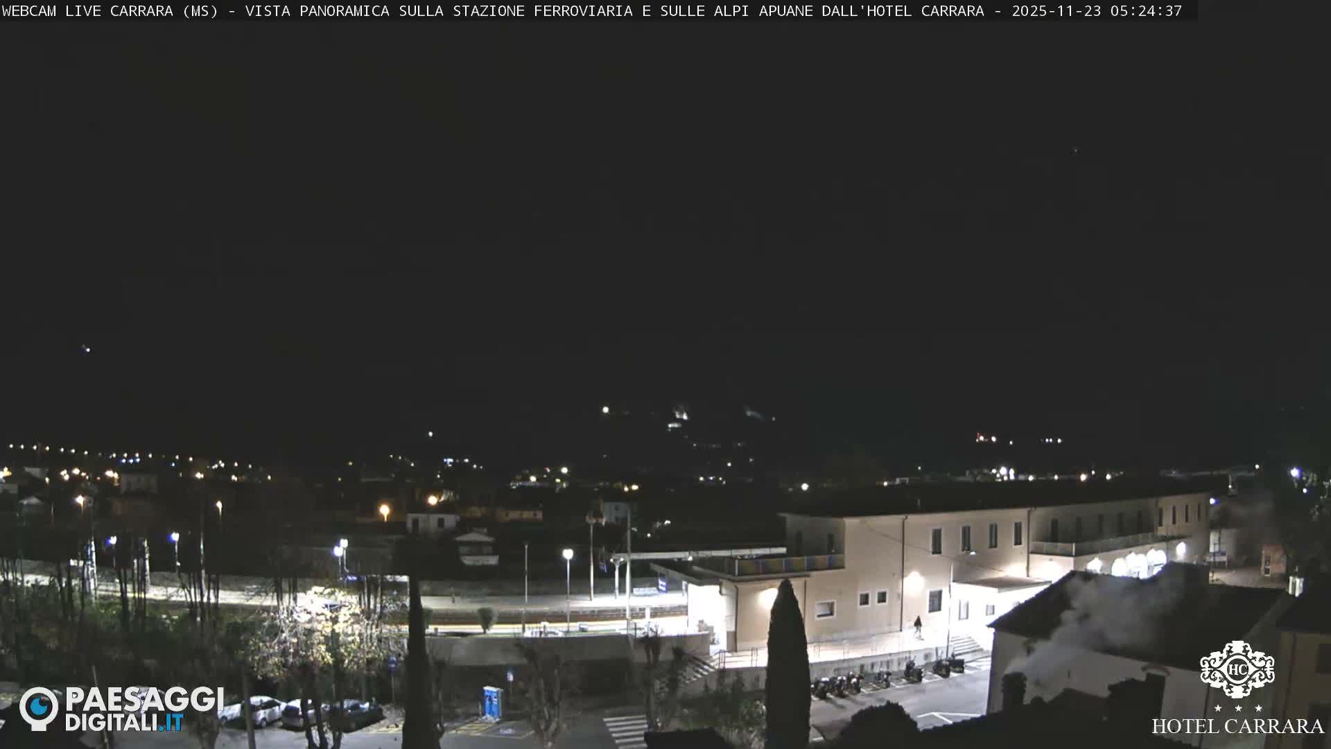  Carrara City Railway Station & Panaromic Natural Alps Park Live Cam - Massa & Carrara, Tuscany, Italy