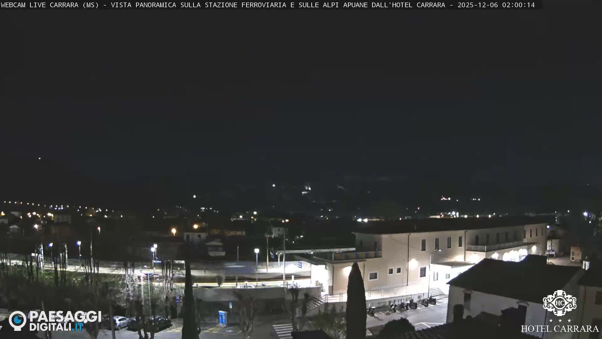  Carrara City Railway Station & Panaromic Natural Alps Park Live Cam - Massa & Carrara, Tuscany, Italy