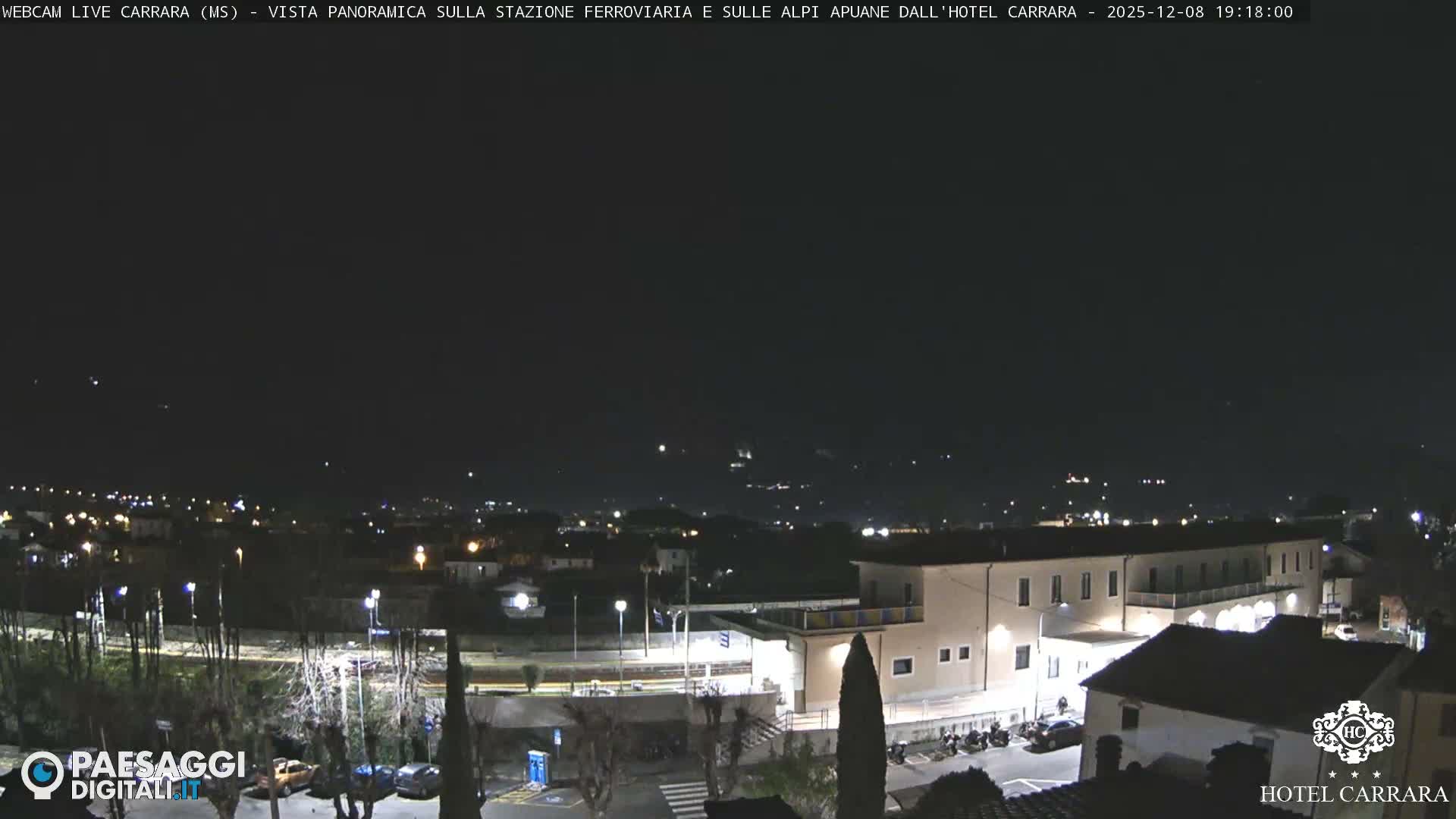 Carrara City Railway Station & Panaromic Natural Alps Park Live Cam - Massa & Carrara, Tuscany, Italy