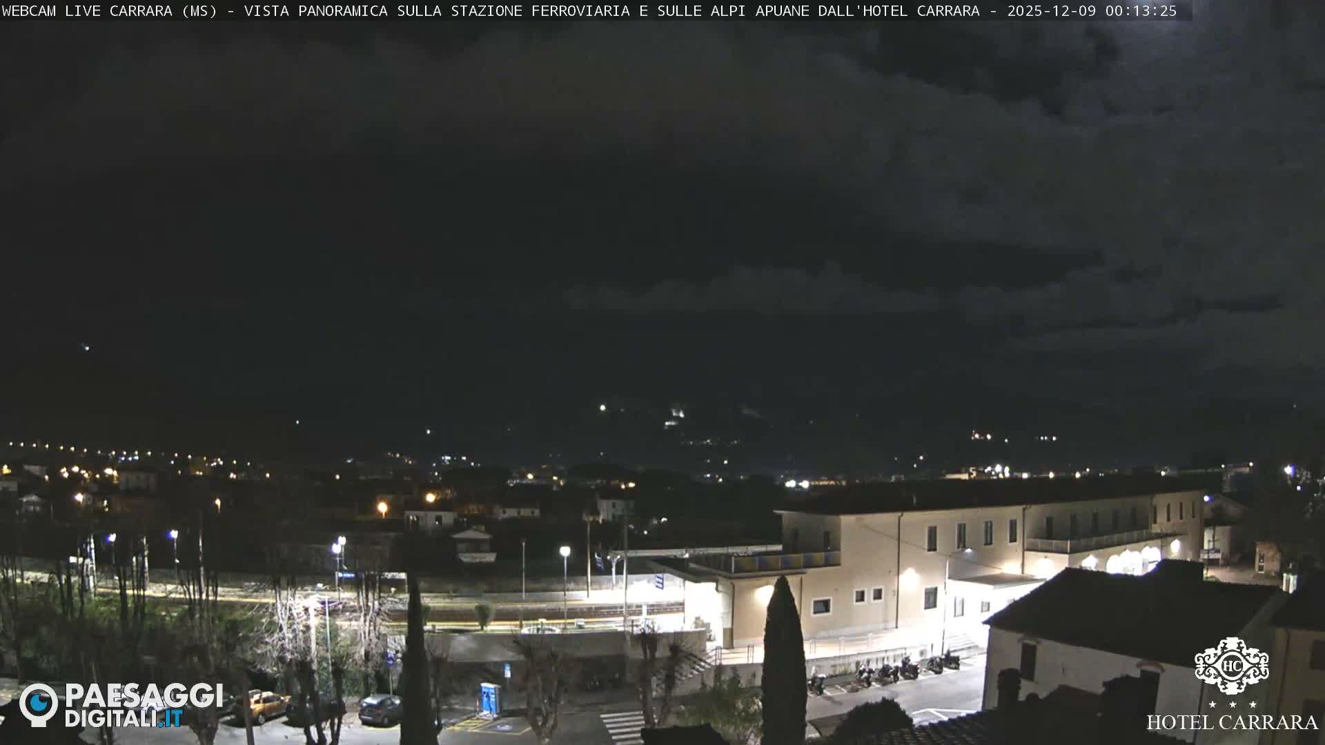  Carrara City Railway Station & Panaromic Natural Alps Park Live Cam - Massa & Carrara, Tuscany, Italy