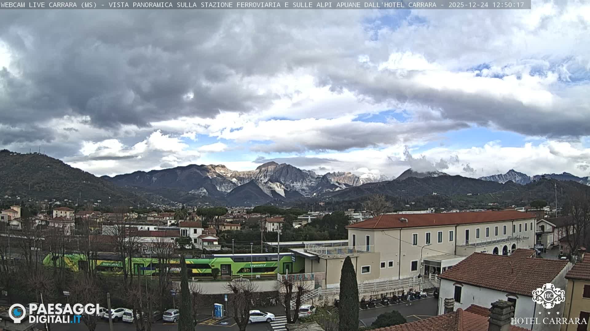  Carrara City Railway Station & Panaromic Natural Alps Park Live Cam - Massa & Carrara, Tuscany, Italy