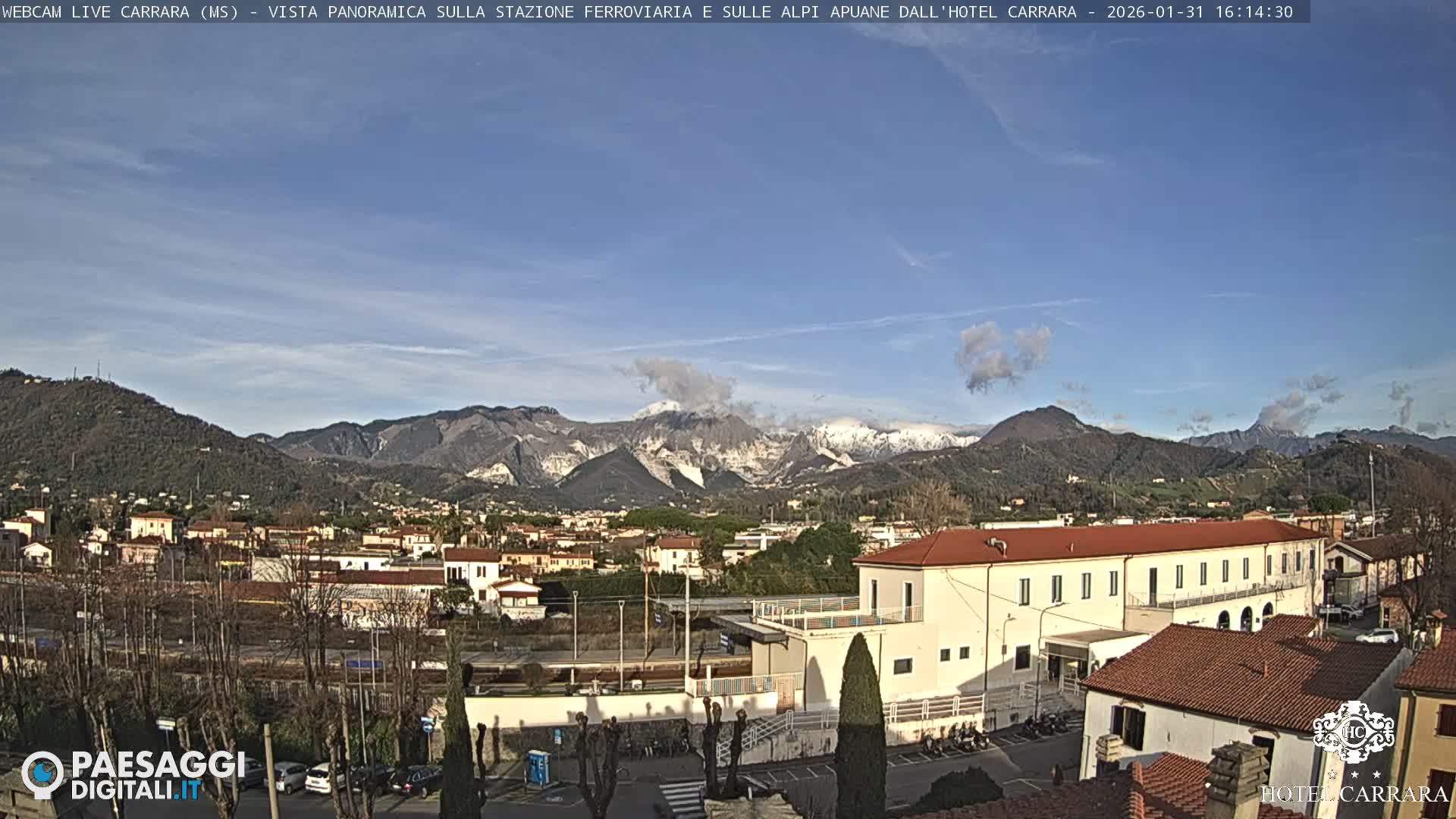  Carrara City Railway Station & Panaromic Natural Alps Park Live Cam - Massa & Carrara, Tuscany, Italy