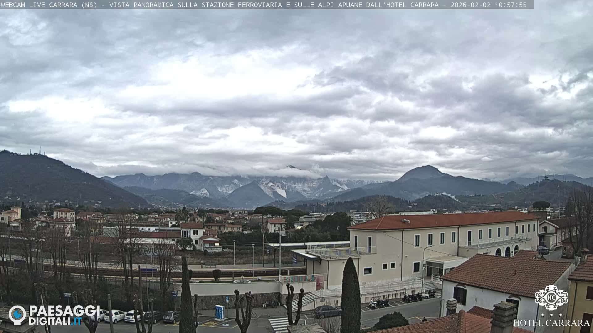  Carrara City Railway Station & Panaromic Natural Alps Park Live Cam - Massa & Carrara, Tuscany, Italy