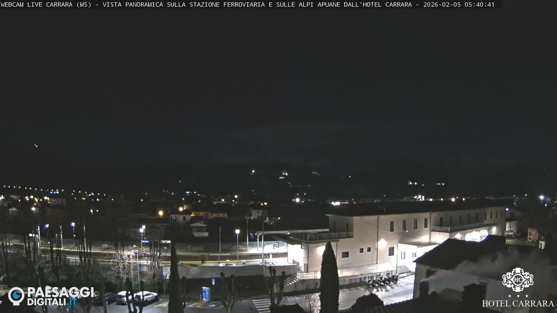  Carrara City Railway Station & Panaromic Natural Alps Park Live Cam - Massa & Carrara, Tuscany, Italy