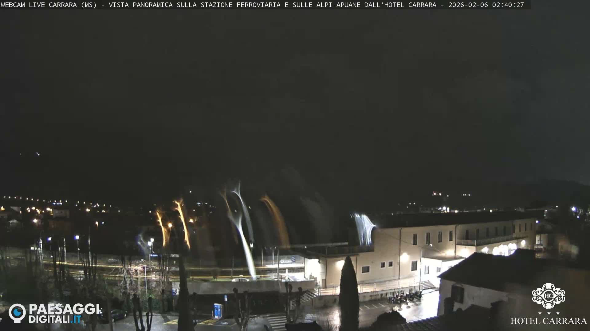  Carrara City Railway Station & Panaromic Natural Alps Park Live Cam - Massa & Carrara, Tuscany, Italy