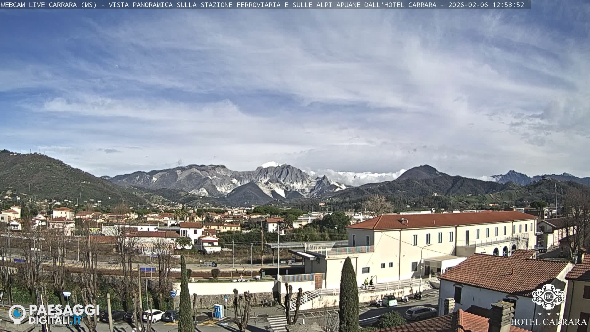  Carrara City Railway Station & Panaromic Natural Alps Park Live Cam - Massa & Carrara, Tuscany, Italy