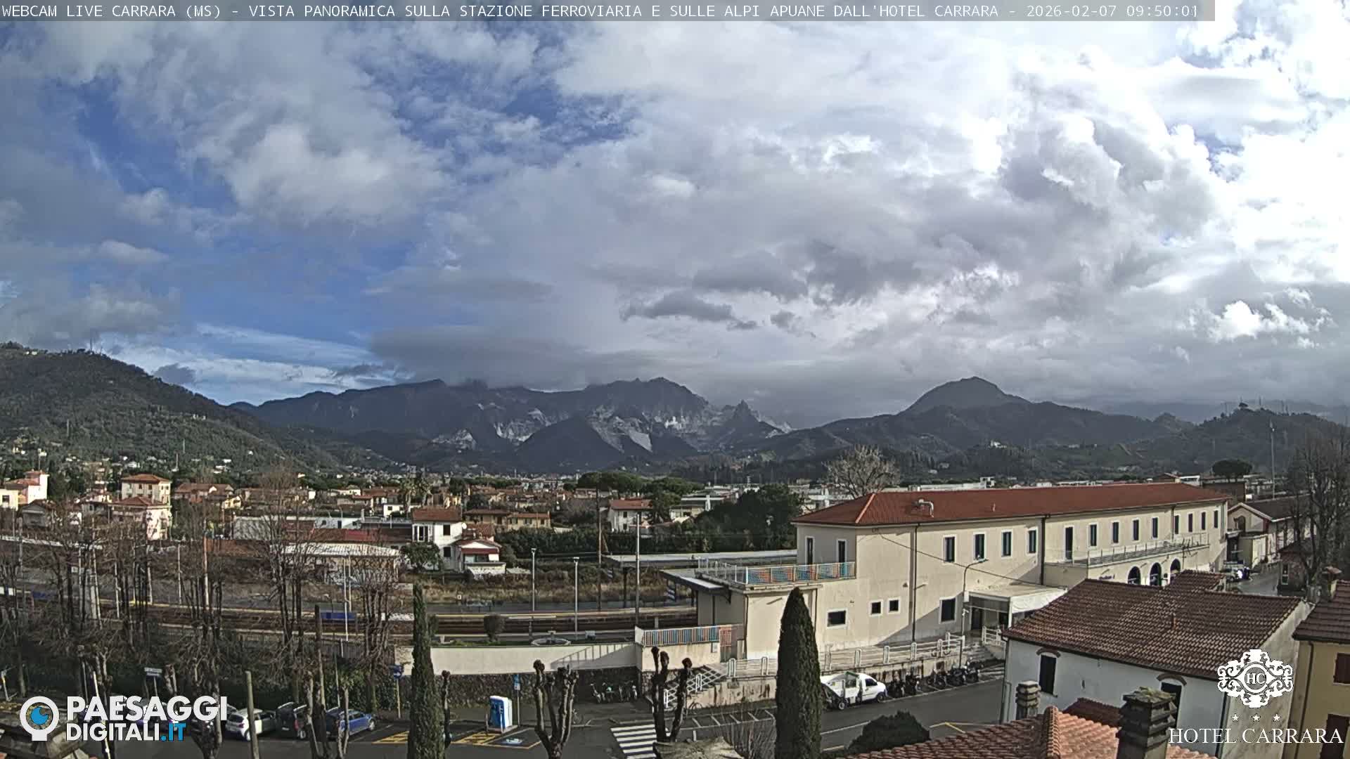  Carrara City Railway Station & Panaromic Natural Alps Park Live Cam - Massa & Carrara, Tuscany, Italy