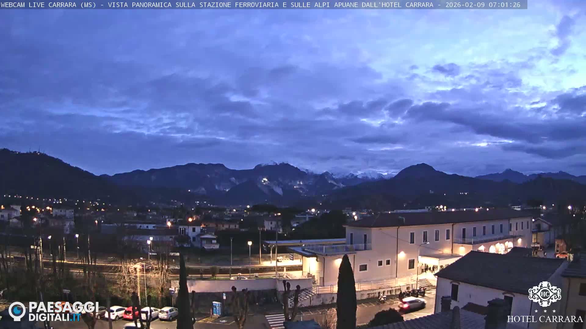  Carrara City Railway Station & Panaromic Natural Alps Park Live Cam - Massa & Carrara, Tuscany, Italy