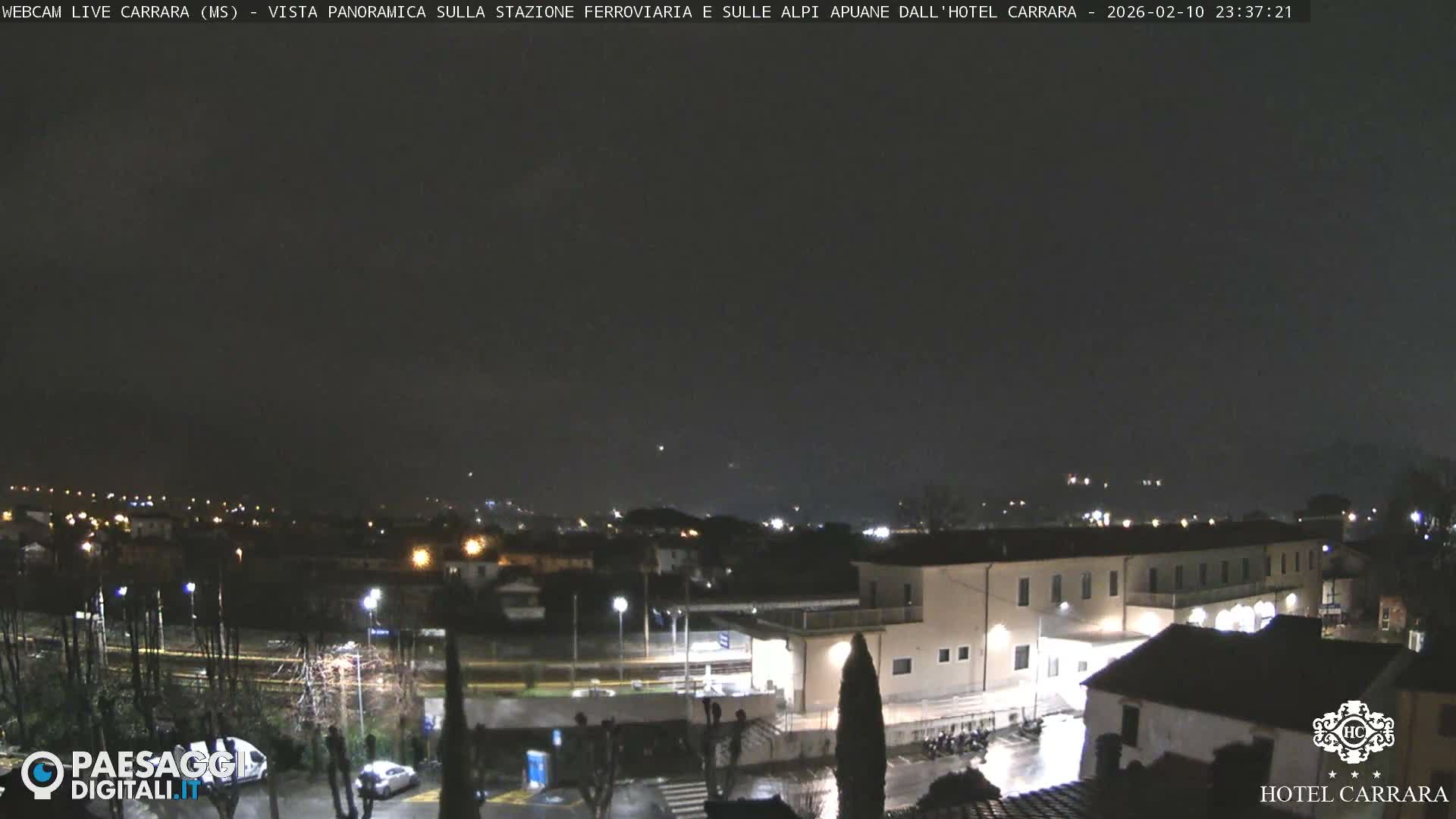  Carrara City Railway Station & Panaromic Natural Alps Park Live Cam - Massa & Carrara, Tuscany, Italy