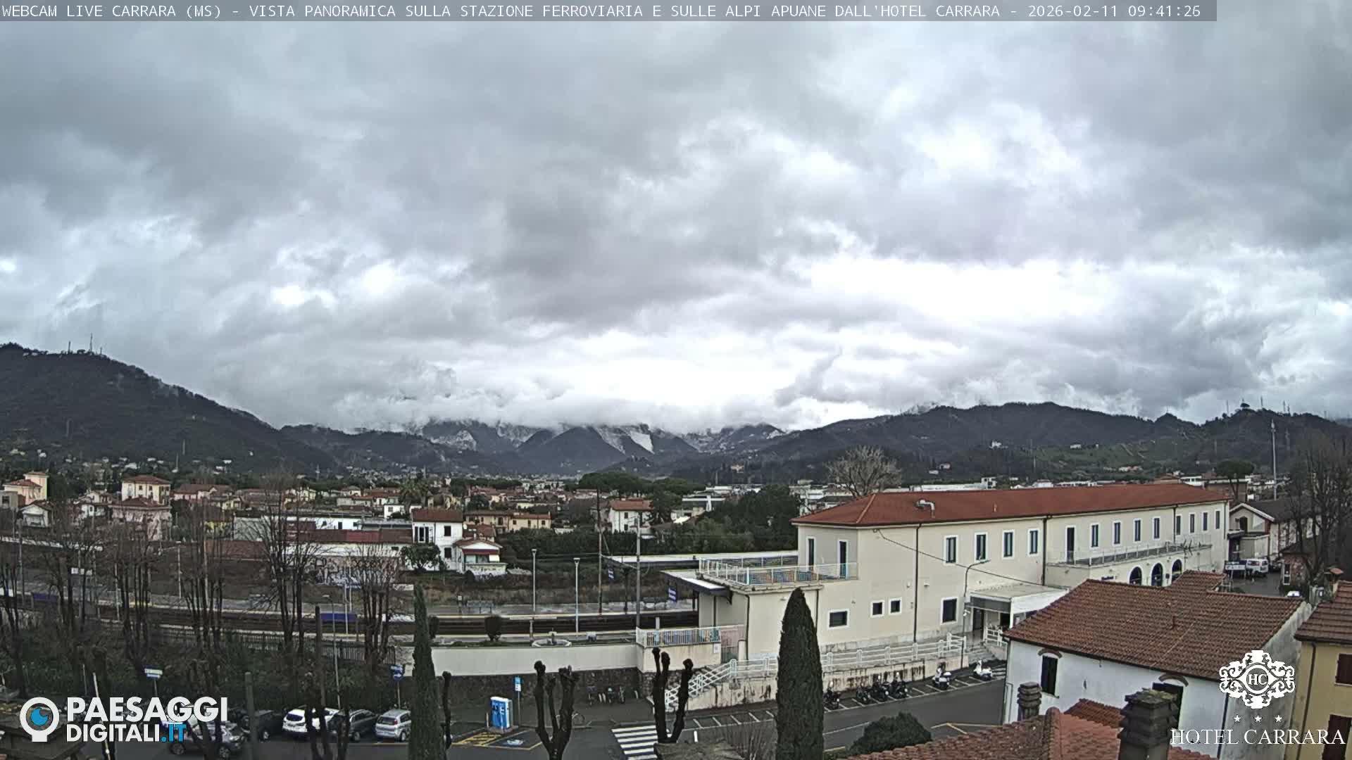  Carrara City Railway Station & Panaromic Natural Alps Park Live Cam - Massa & Carrara, Tuscany, Italy