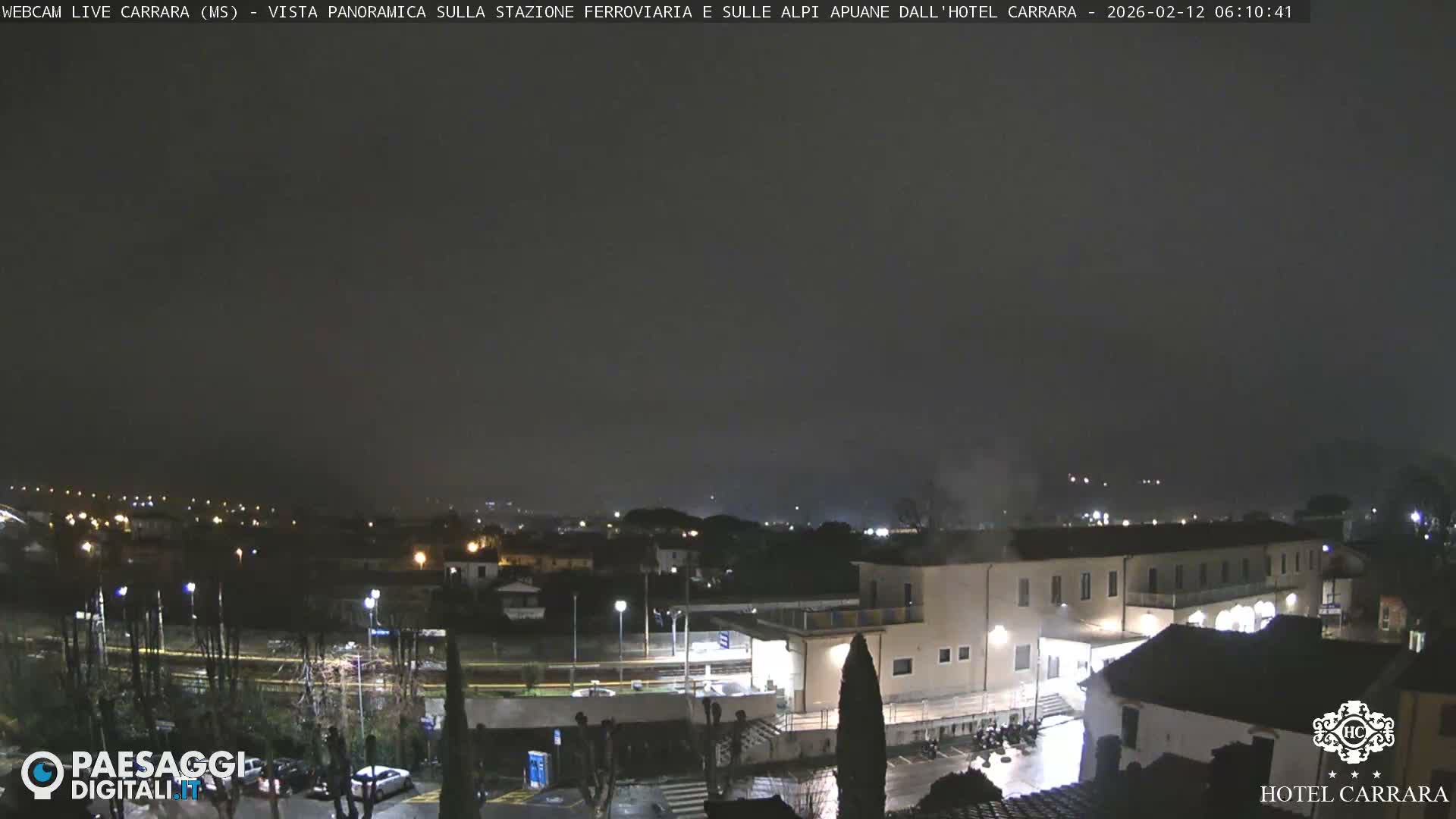  Carrara City Railway Station & Panaromic Natural Alps Park Live Cam - Massa & Carrara, Tuscany, Italy