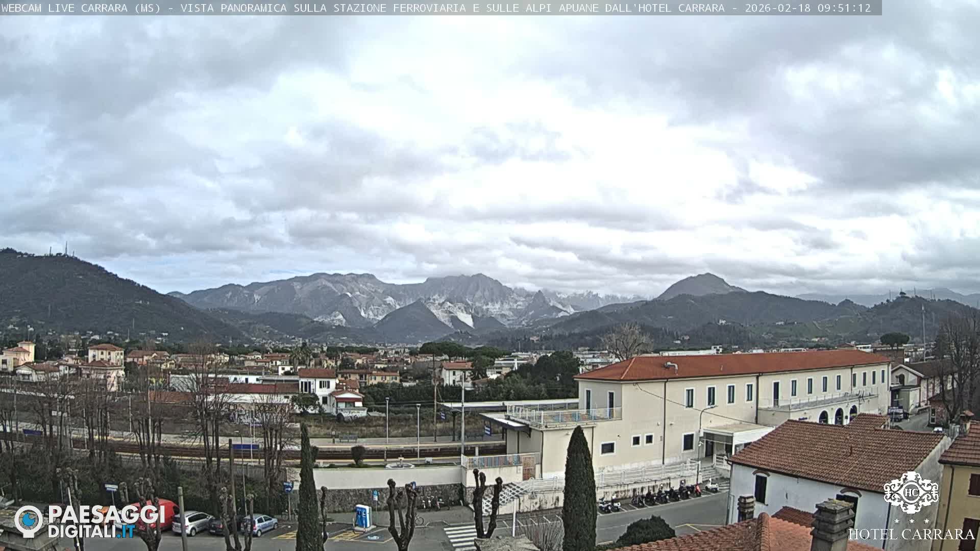  Carrara City Railway Station & Panaromic Natural Alps Park Live Cam - Massa & Carrara, Tuscany, Italy