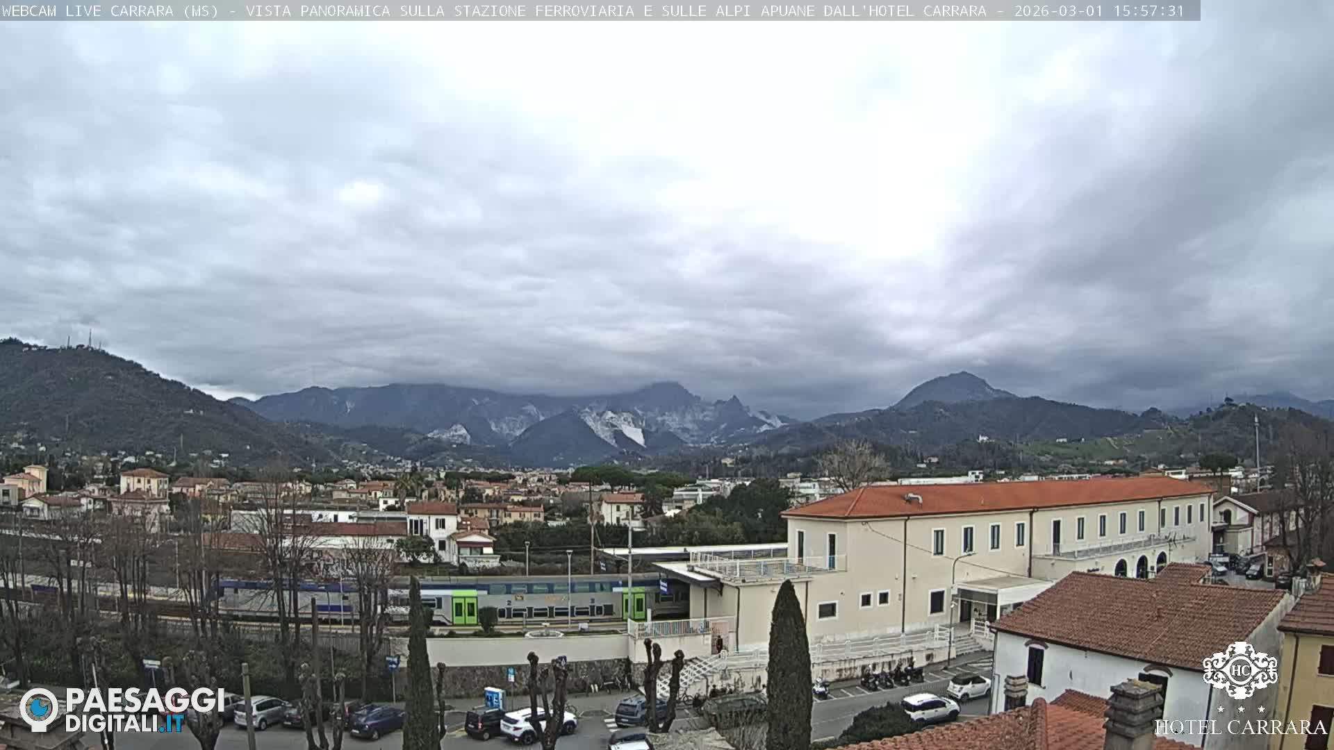  Carrara City Railway Station & Panaromic Natural Alps Park Live Cam - Massa & Carrara, Tuscany, Italy
