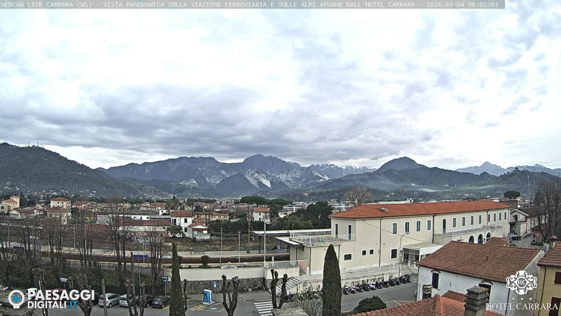  Carrara City Railway Station & Panaromic Natural Alps Park Live Cam - Massa & Carrara, Tuscany, Italy