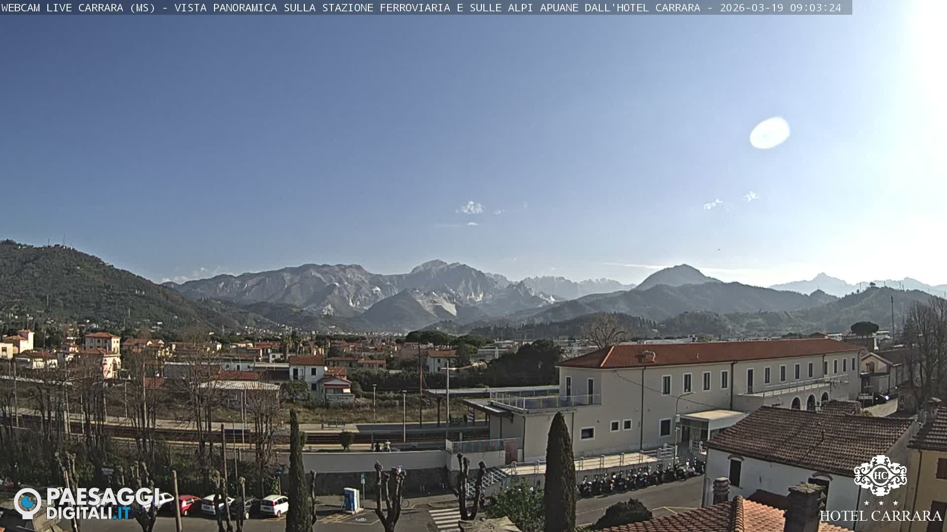  Carrara City Railway Station & Panaromic Natural Alps Park Live Cam - Massa & Carrara, Tuscany, Italy