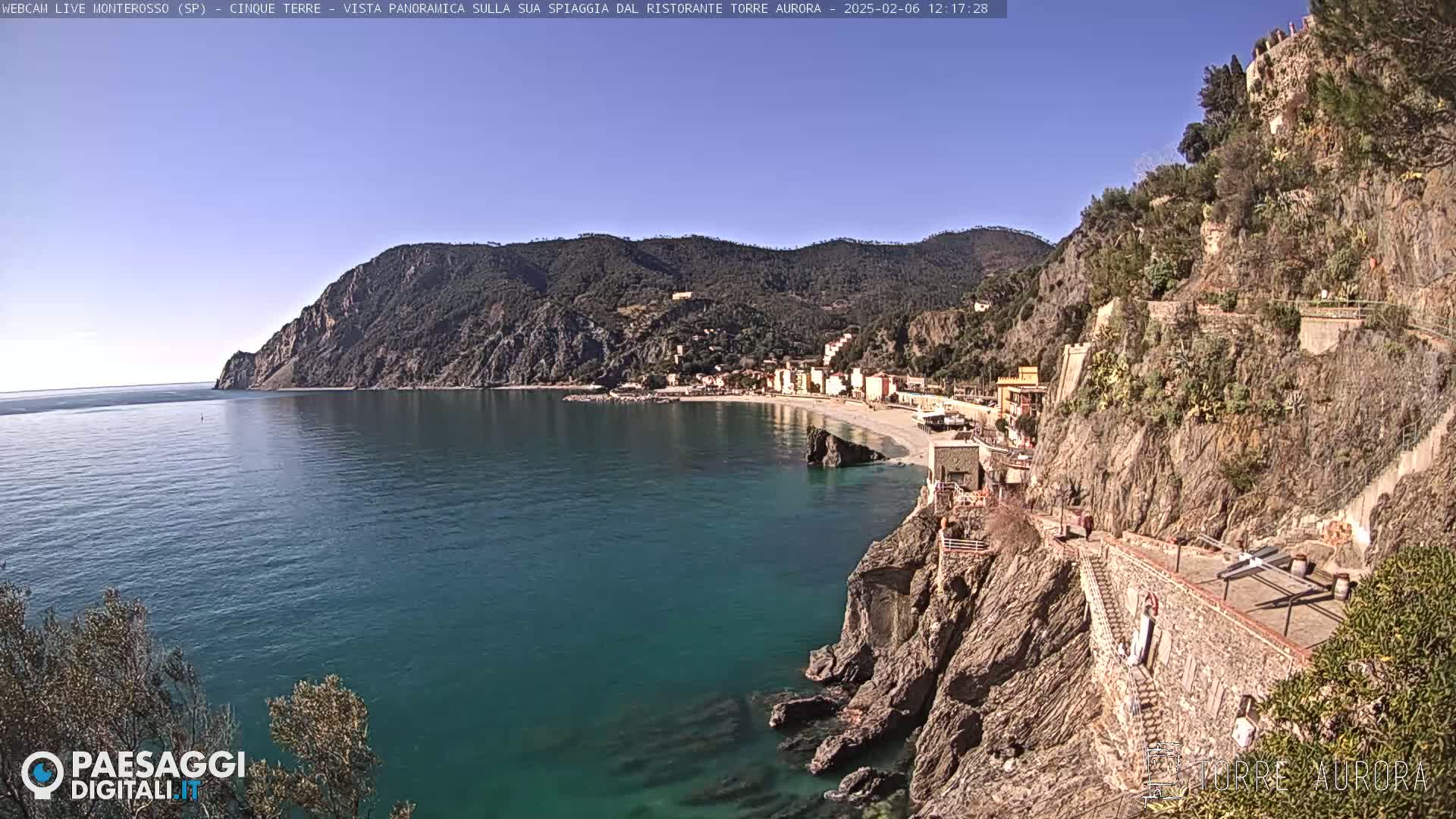  Cinque Terre Natural Park Monterosso Live Cam - La Spezia, Liguria, Italy