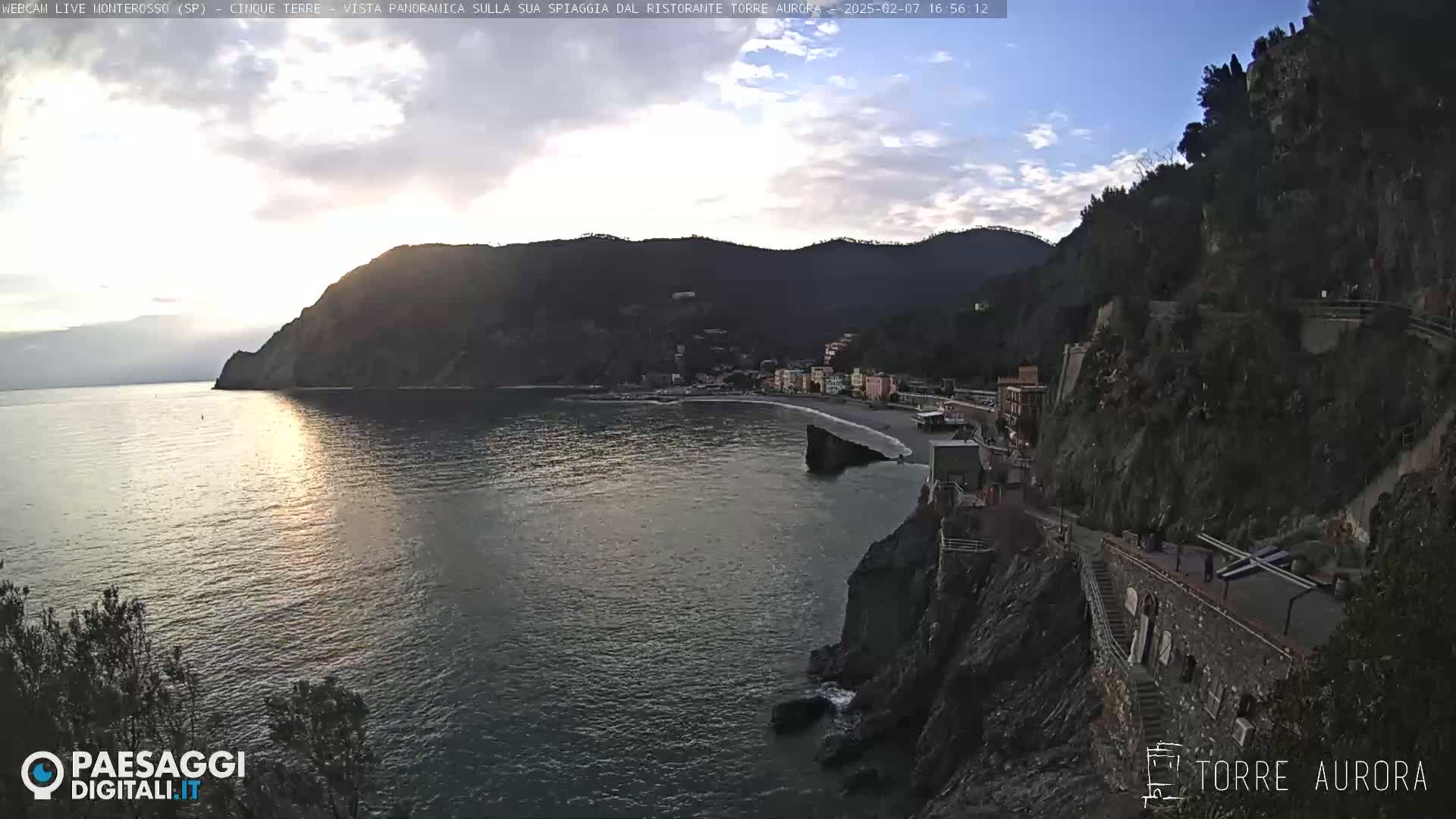  Cinque Terre Natural Park Monterosso Live Cam - La Spezia, Liguria, Italy
