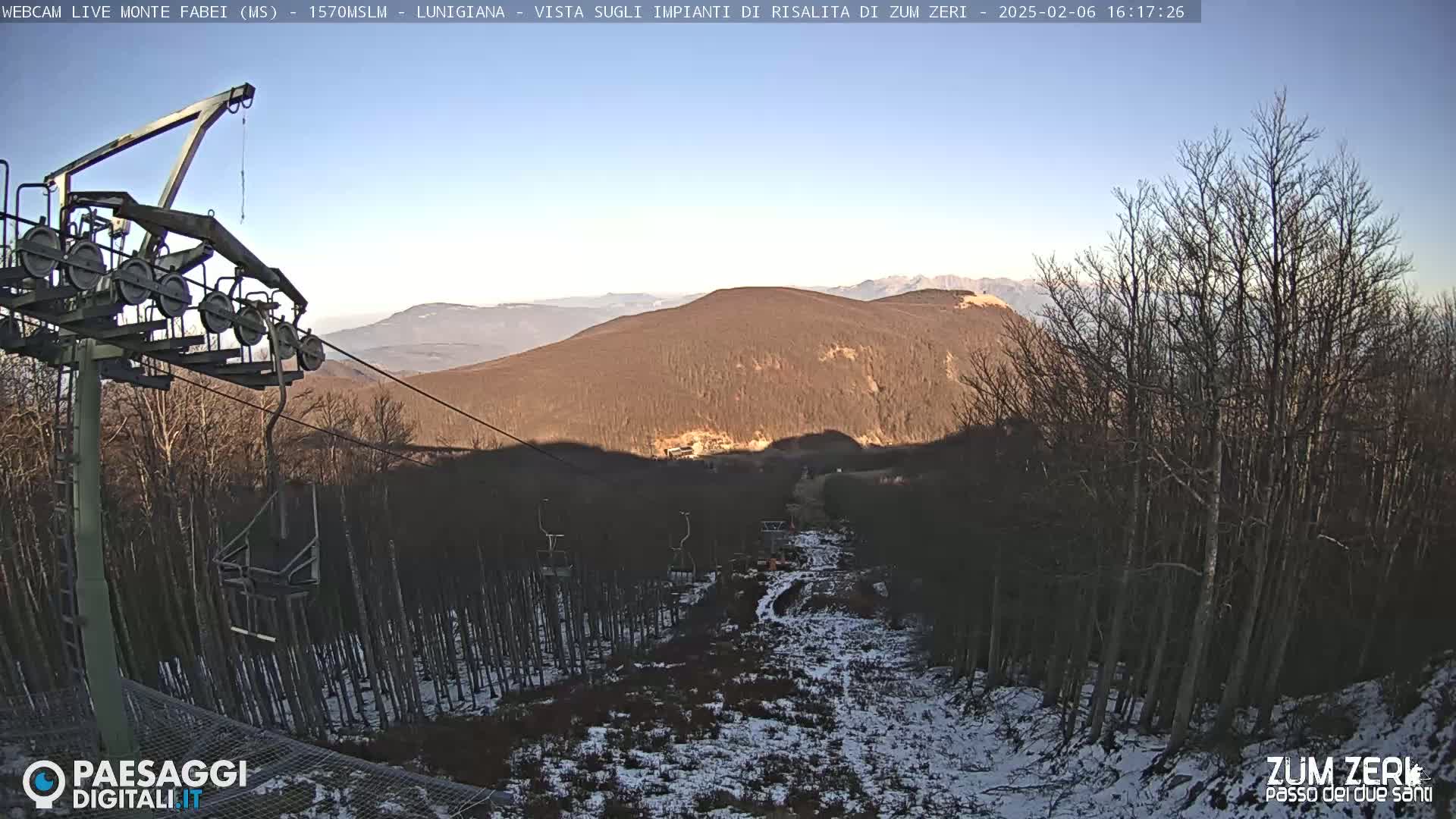 Zum Zeri Monte Fabei  Mount Live Cam - Massa & Carrara, Tuscany, Italy