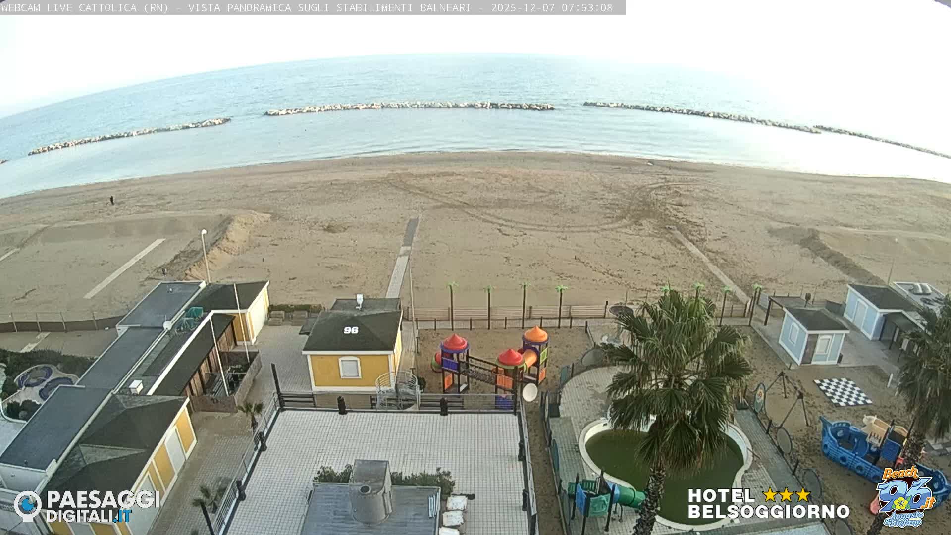 Cattolica Beach Live Cam -  Rimini, Emilia-Romagna, Italy