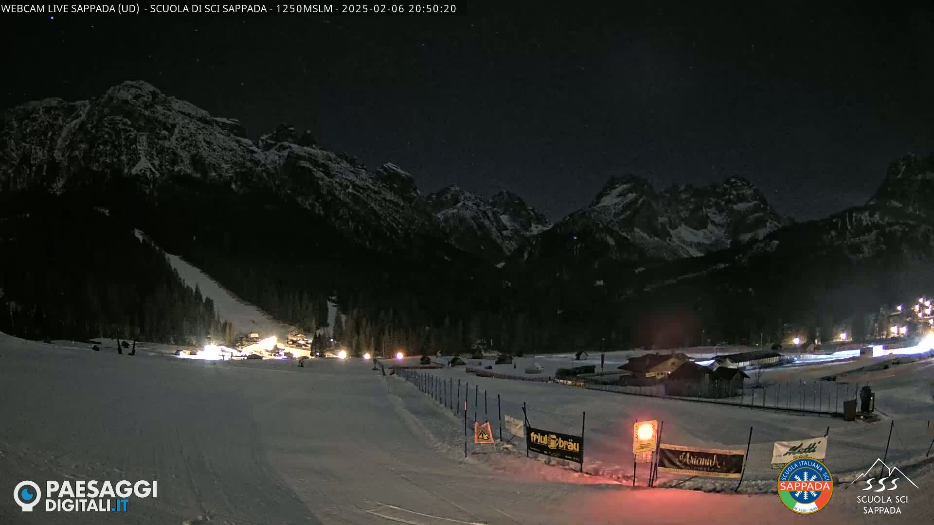  Sappada City Ski School & Ski Slope Live Cam - Udine, Friuli-Venezia Giulia, Italy