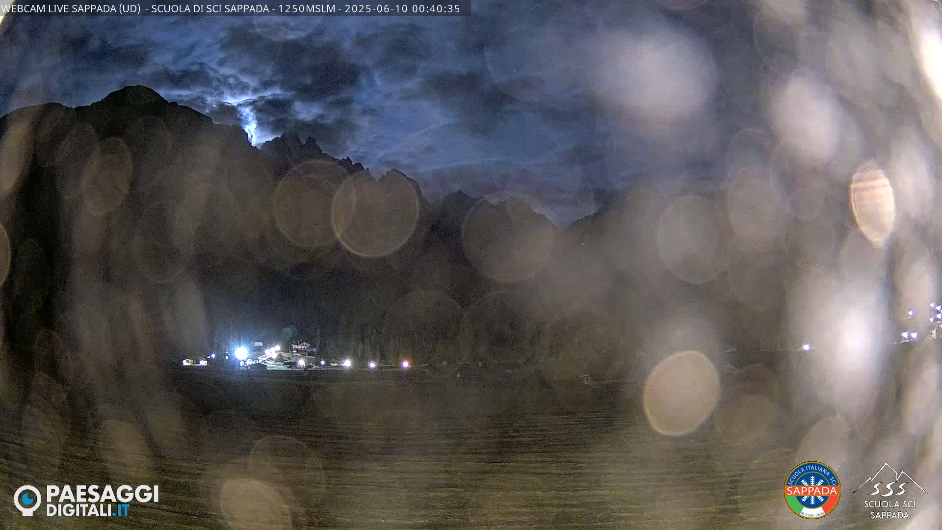  Sappada City Ski School & Ski Slope Live Cam - Udine, Friuli-Venezia Giulia, Italy