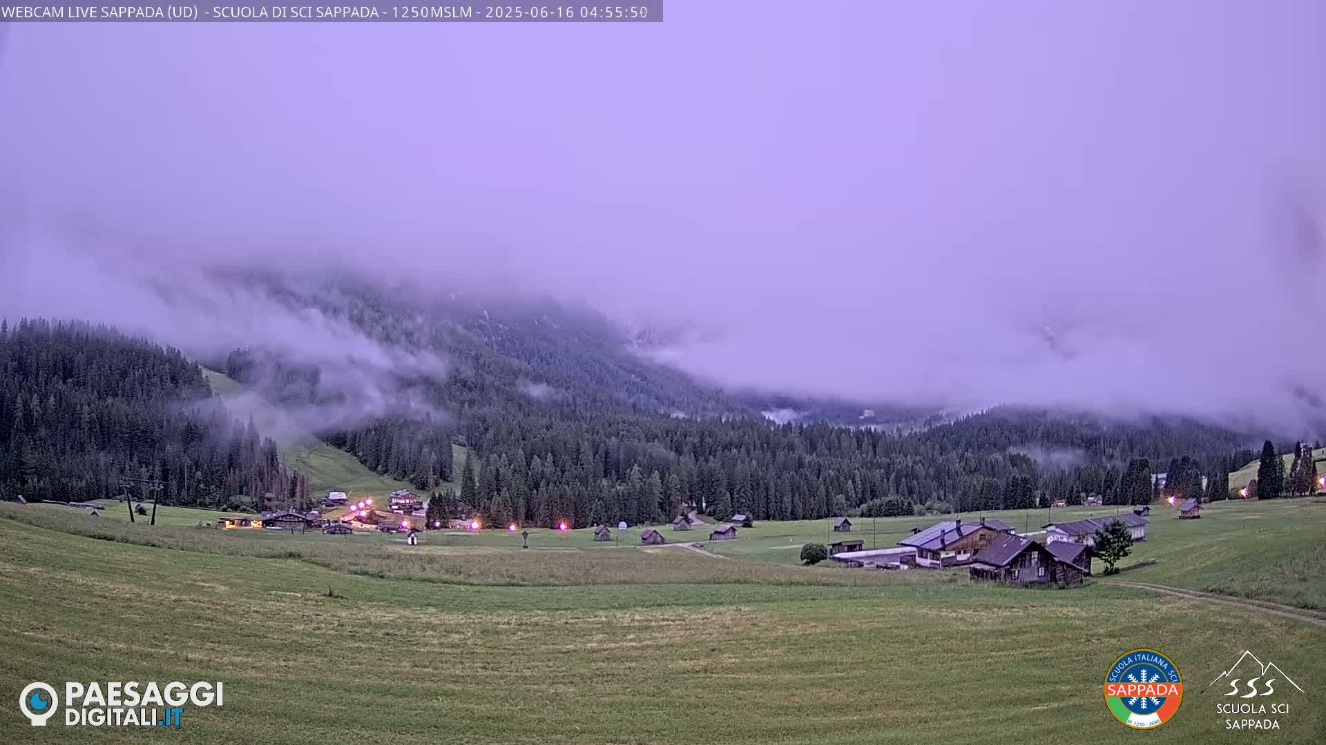  Sappada City Ski School & Ski Slope Live Cam - Udine, Friuli-Venezia Giulia, Italy