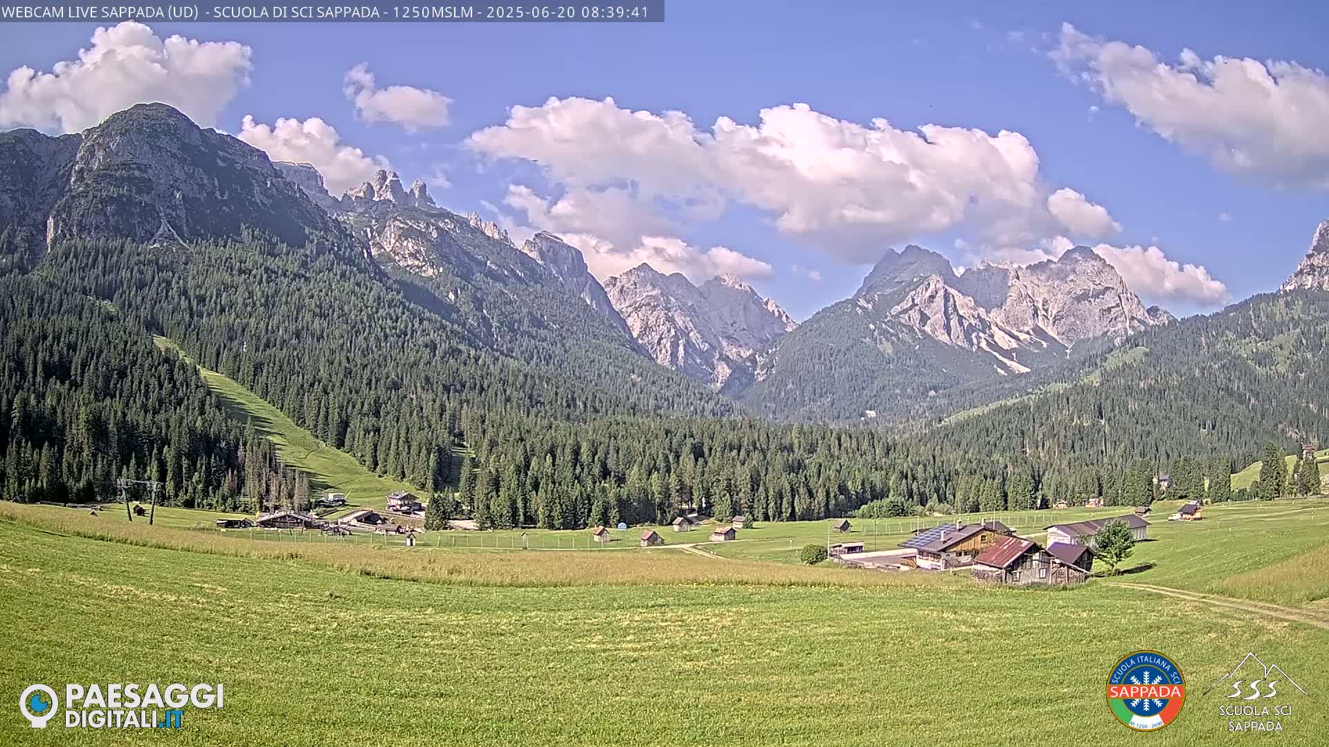  Sappada City Ski School & Ski Slope Live Cam - Udine, Friuli-Venezia Giulia, Italy