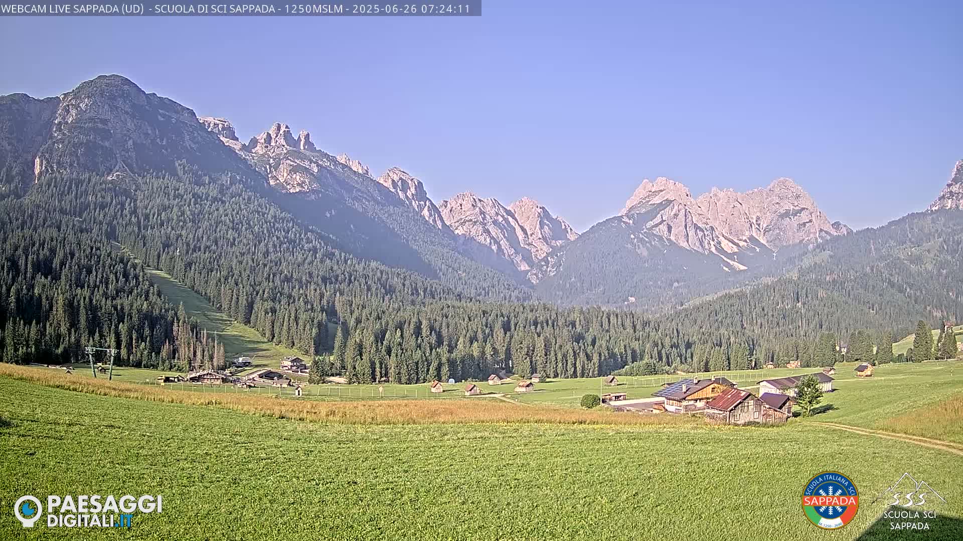  Sappada City Ski School & Ski Slope Live Cam - Udine, Friuli-Venezia Giulia, Italy