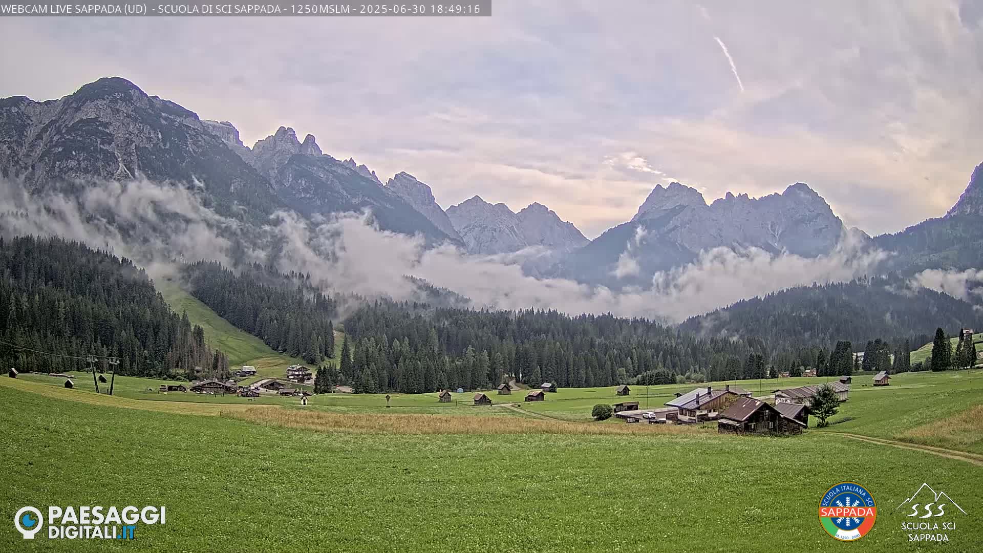  Sappada City Ski School & Ski Slope Live Cam - Udine, Friuli-Venezia Giulia, Italy