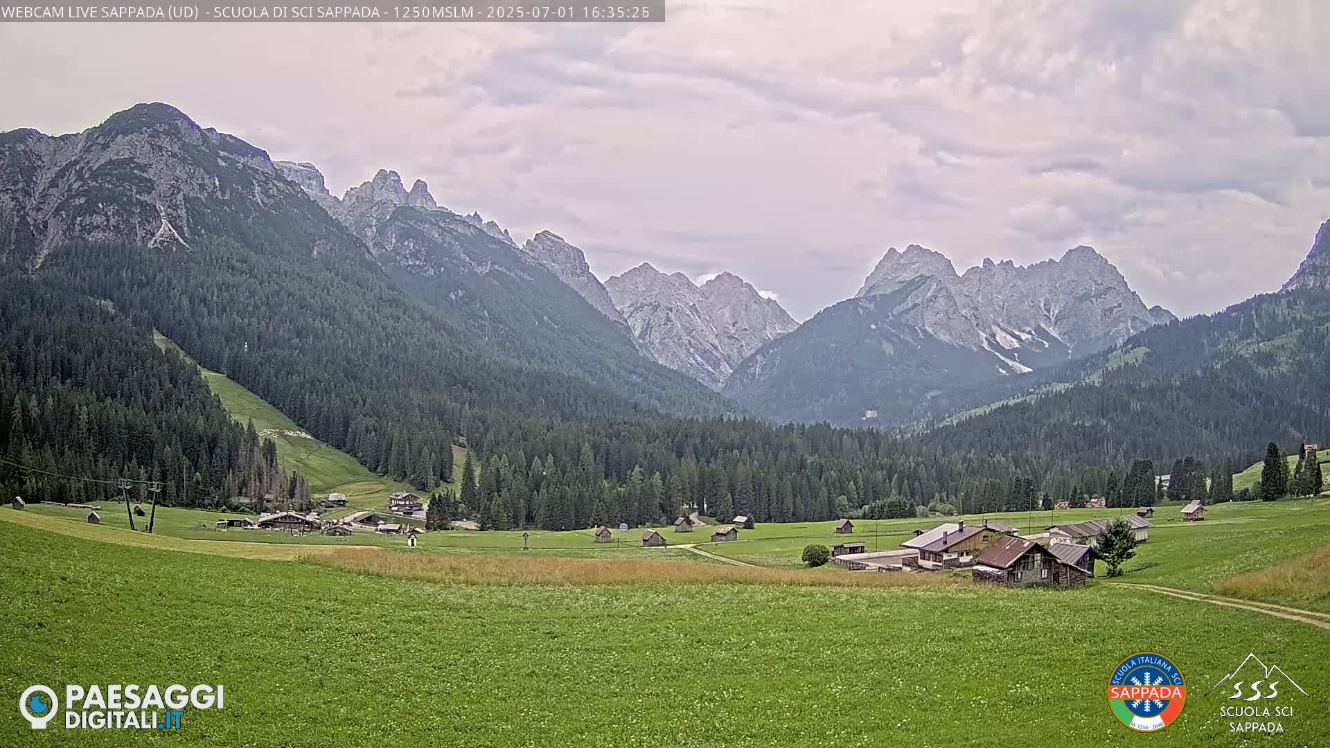  Sappada City Ski School & Ski Slope Live Cam - Udine, Friuli-Venezia Giulia, Italy