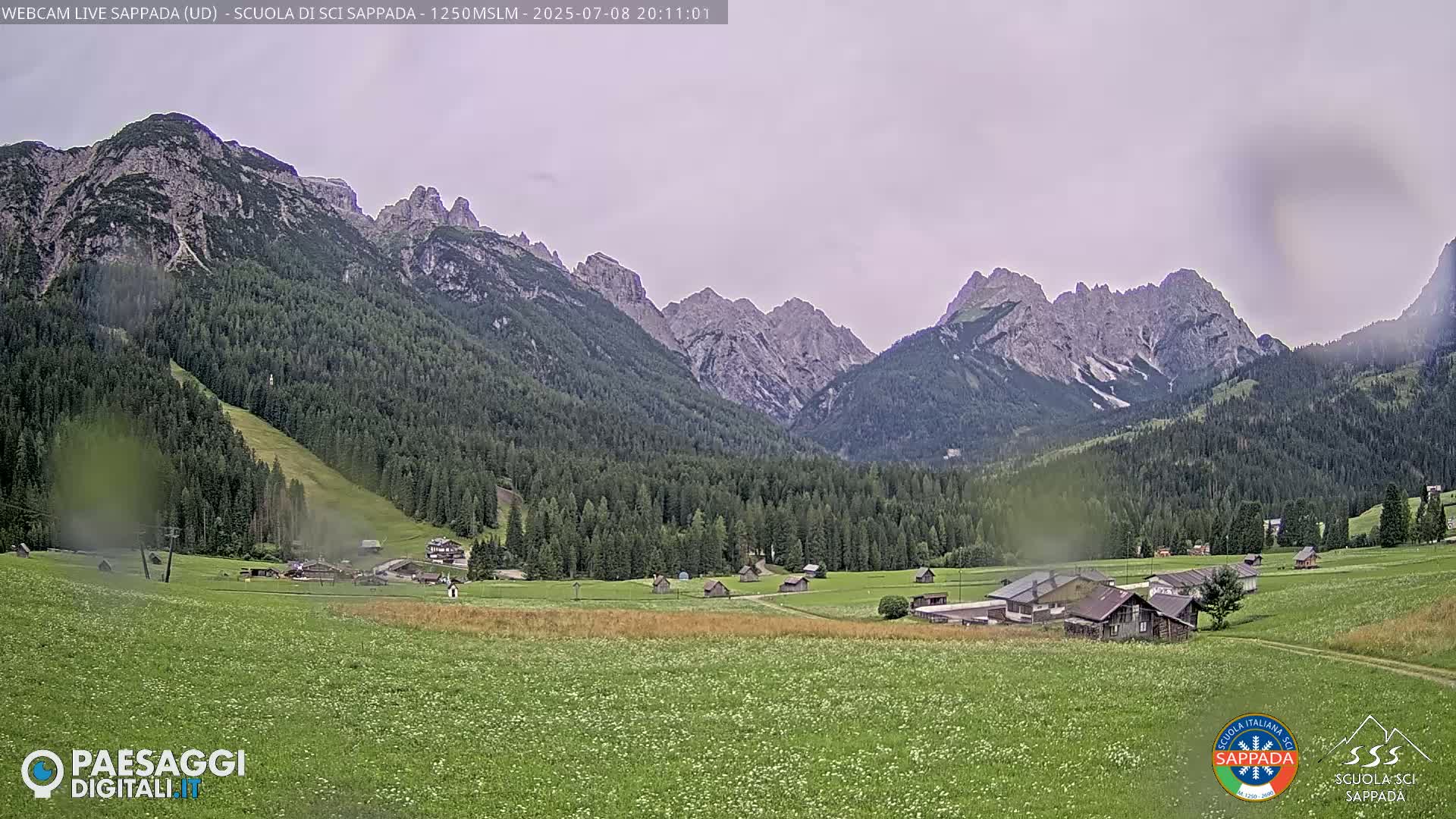 Sappada City Ski School & Ski Slope Live Cam - Udine, Friuli-Venezia Giulia, Italy