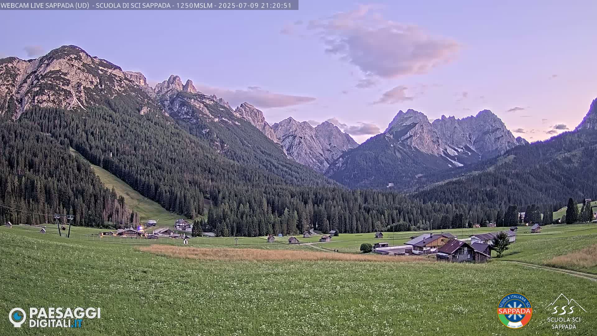  Sappada City Ski School & Ski Slope Live Cam - Udine, Friuli-Venezia Giulia, Italy