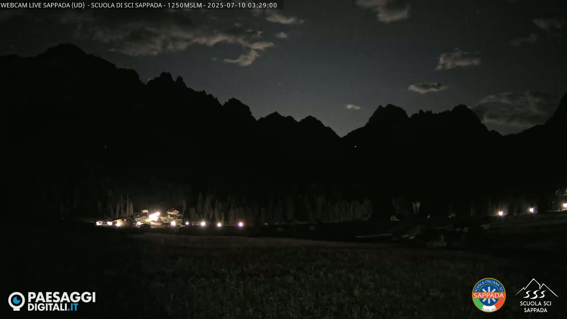  Sappada City Ski School & Ski Slope Live Cam - Udine, Friuli-Venezia Giulia, Italy
