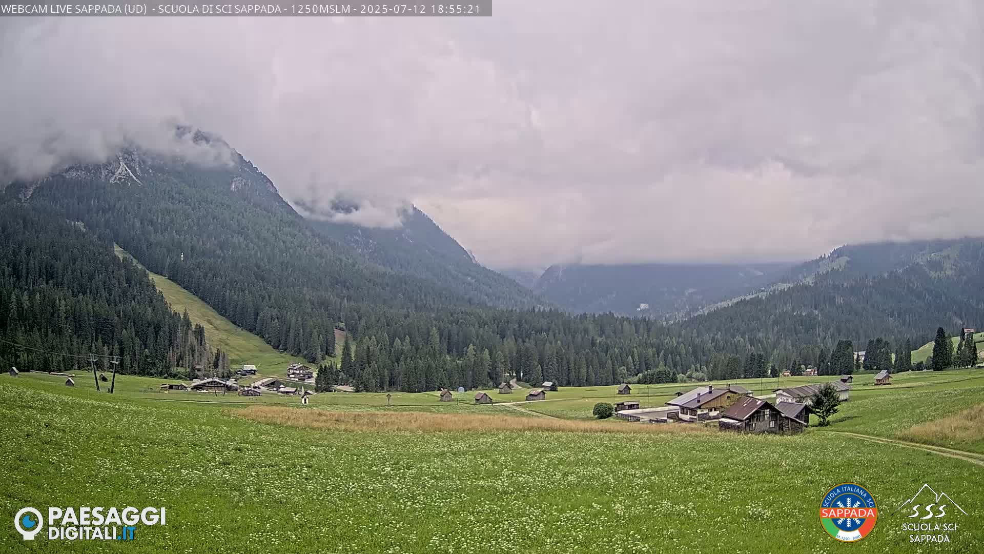  Sappada City Ski School & Ski Slope Live Cam - Udine, Friuli-Venezia Giulia, Italy