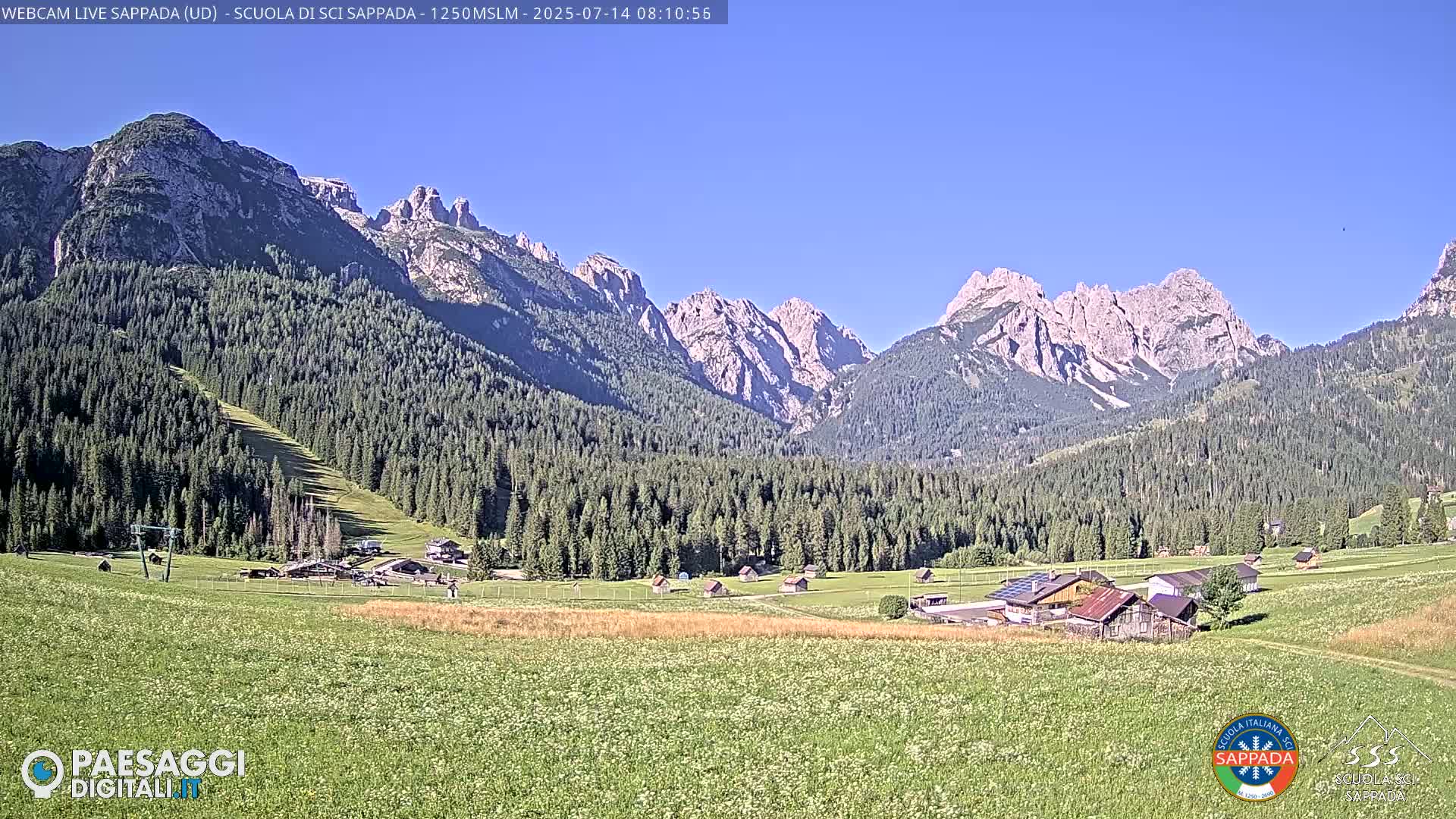  Sappada City Ski School & Ski Slope Live Cam - Udine, Friuli-Venezia Giulia, Italy