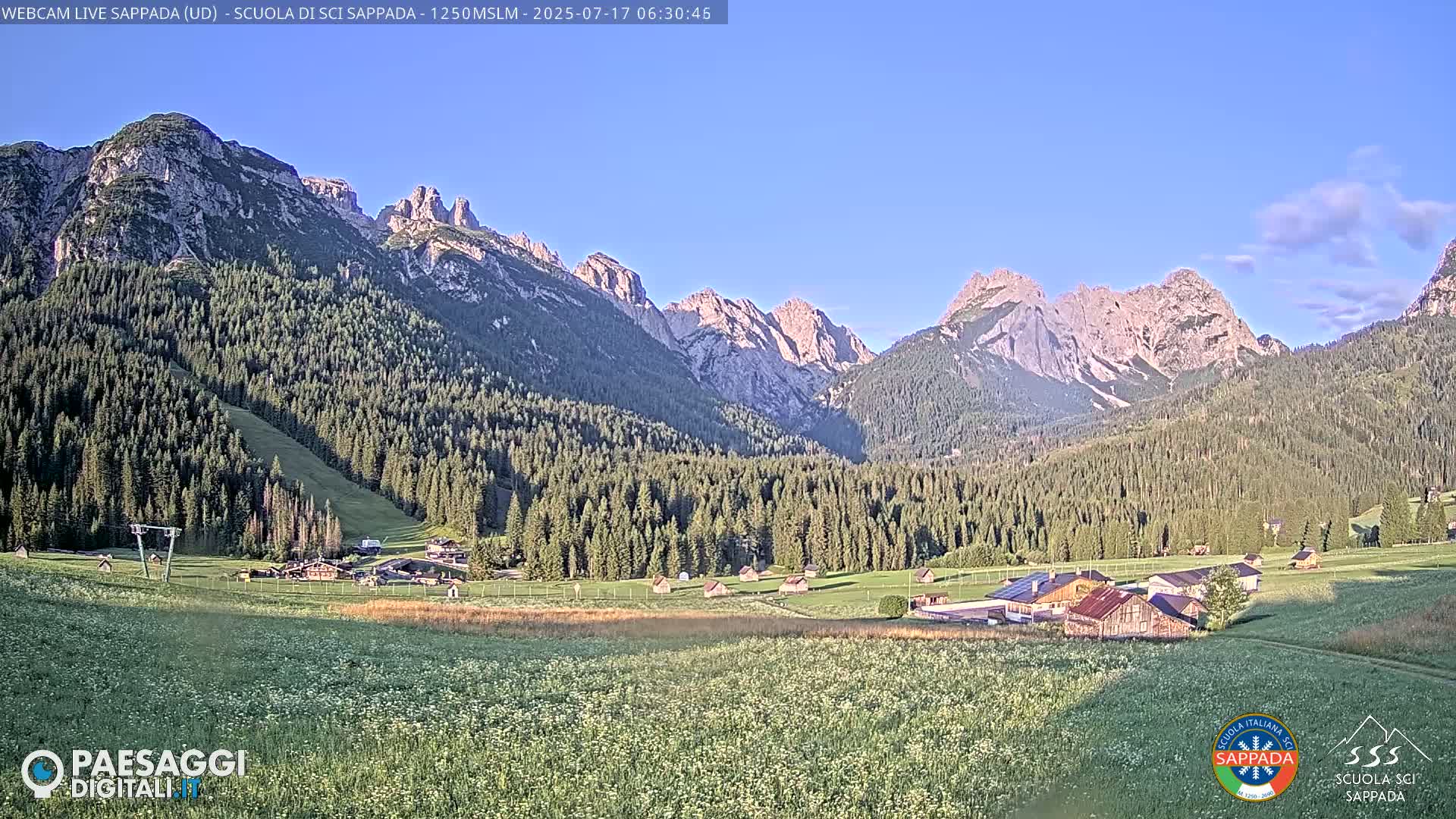  Sappada City Ski School & Ski Slope Live Cam - Udine, Friuli-Venezia Giulia, Italy