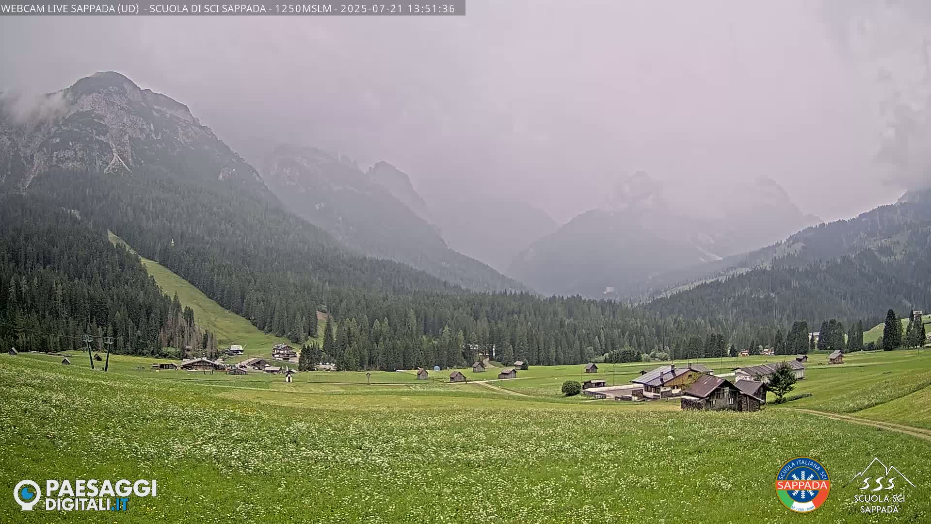  Sappada City Ski School & Ski Slope Live Cam - Udine, Friuli-Venezia Giulia, Italy