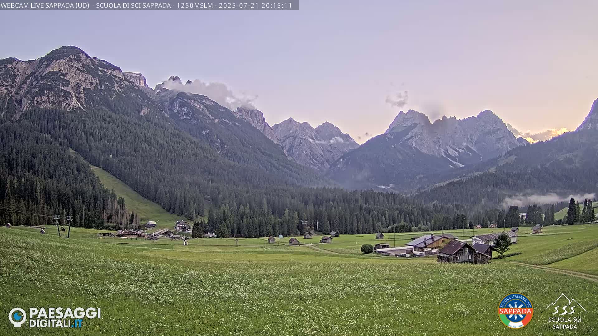  Sappada City Ski School & Ski Slope Live Cam - Udine, Friuli-Venezia Giulia, Italy