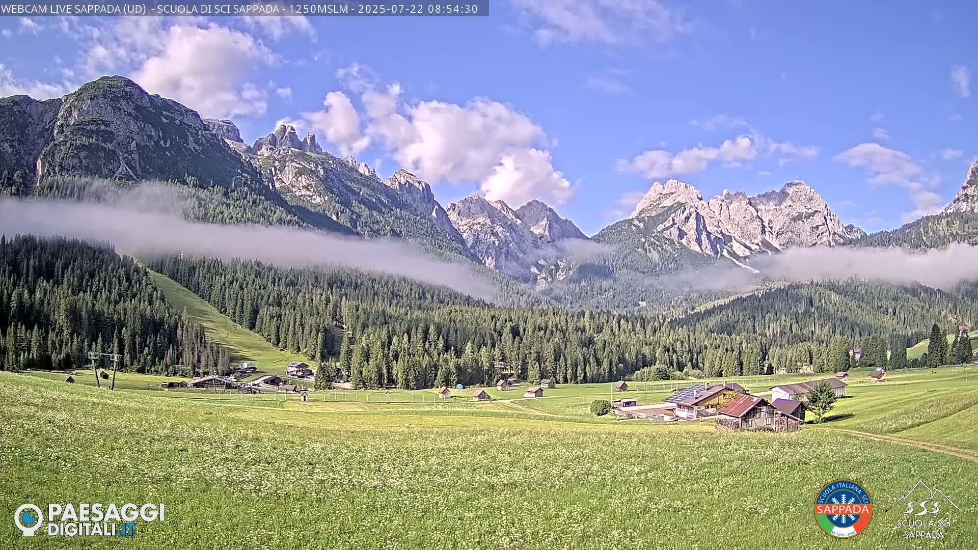  Sappada City Ski School & Ski Slope Live Cam - Udine, Friuli-Venezia Giulia, Italy