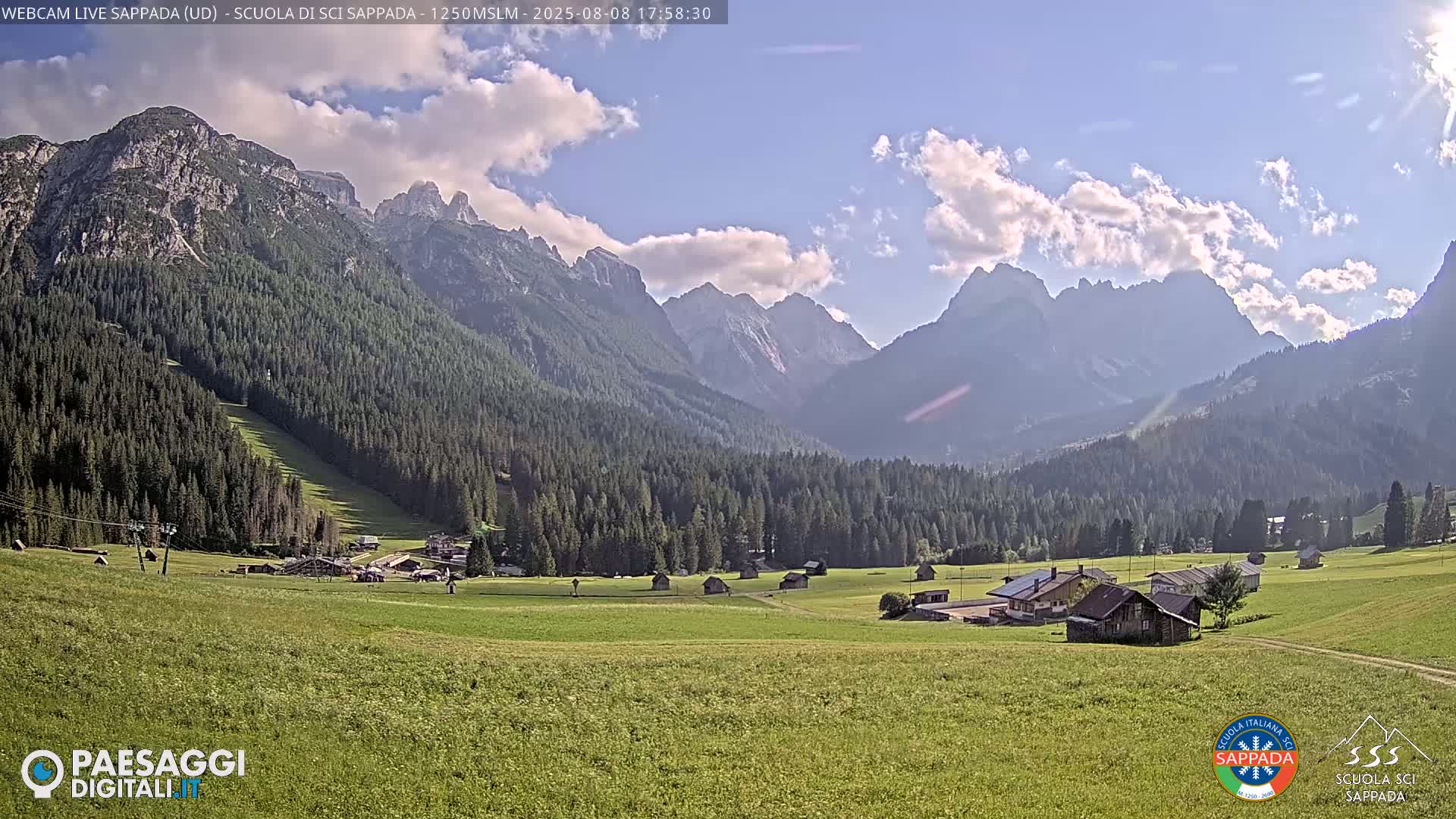  Sappada City Ski School & Ski Slope Live Cam - Udine, Friuli-Venezia Giulia, Italy