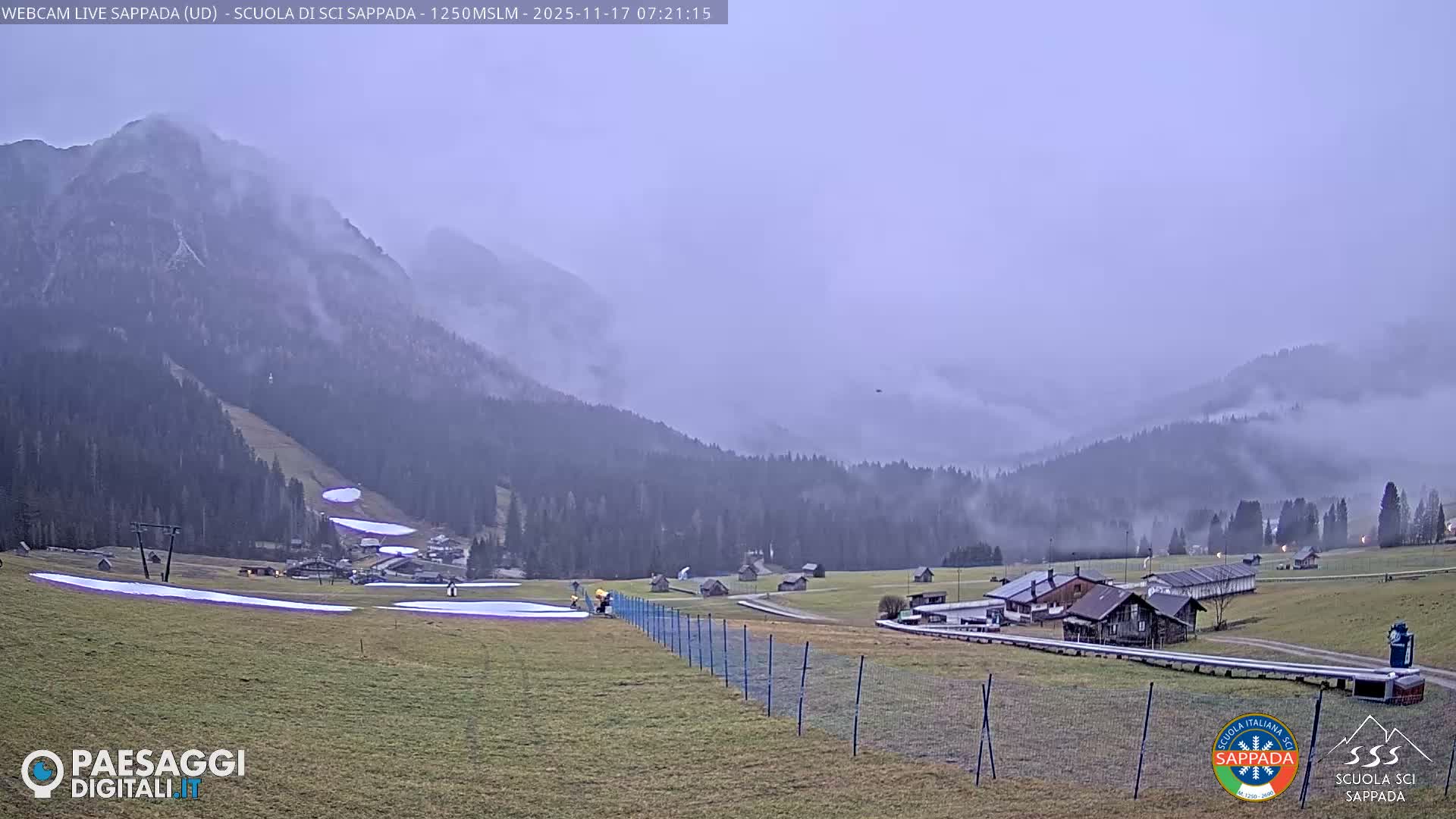  Sappada City Ski School & Ski Slope Live Cam - Udine, Friuli-Venezia Giulia, Italy