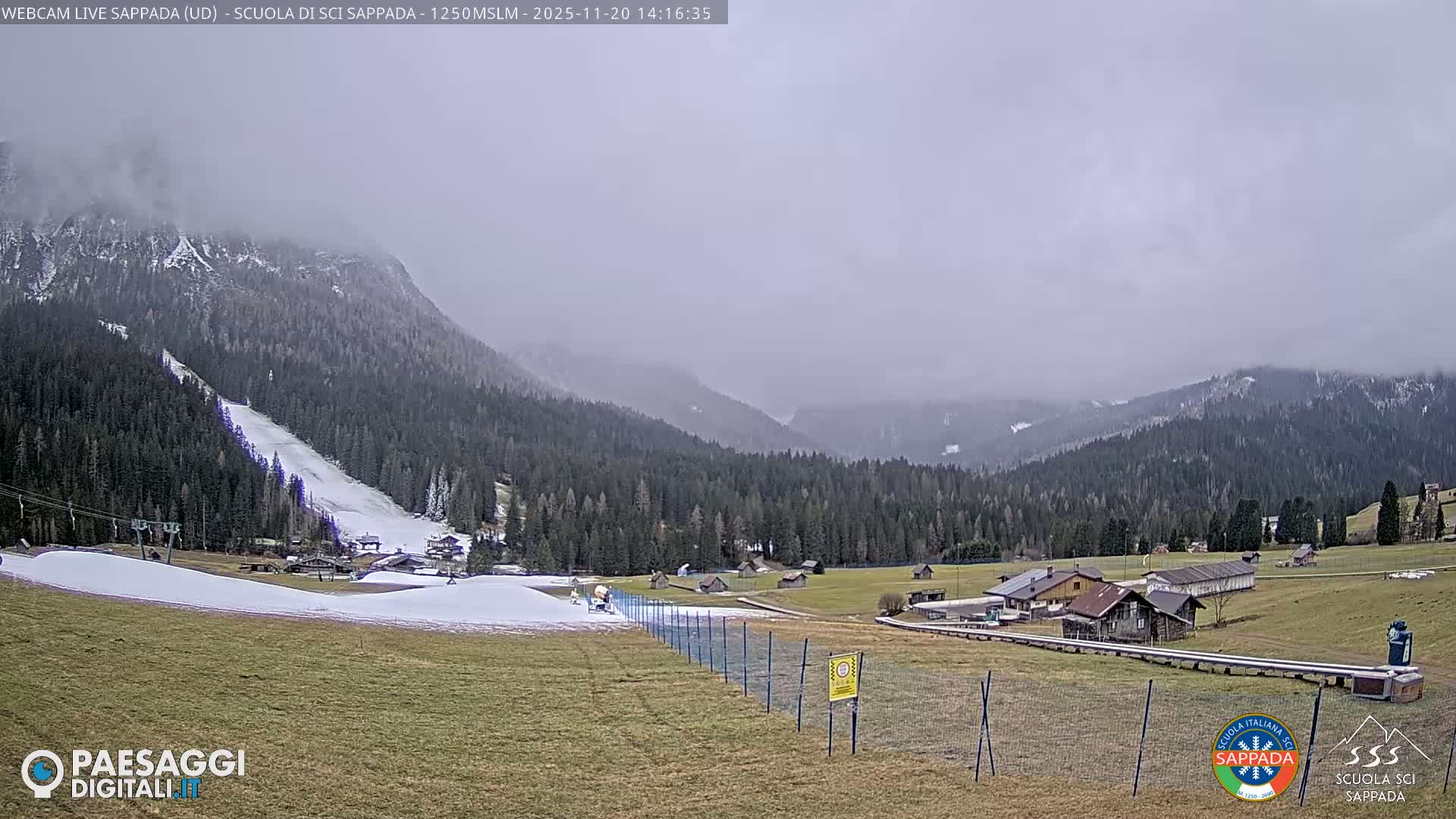  Sappada City Ski School & Ski Slope Live Cam - Udine, Friuli-Venezia Giulia, Italy