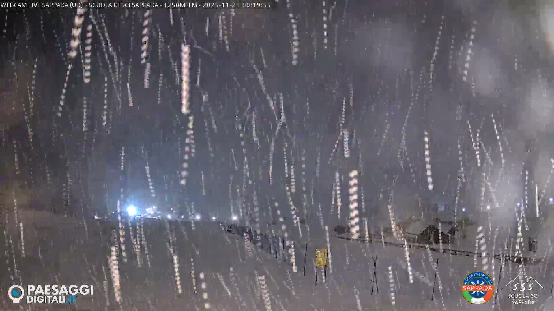  Sappada City Ski School & Ski Slope Live Cam - Udine, Friuli-Venezia Giulia, Italy