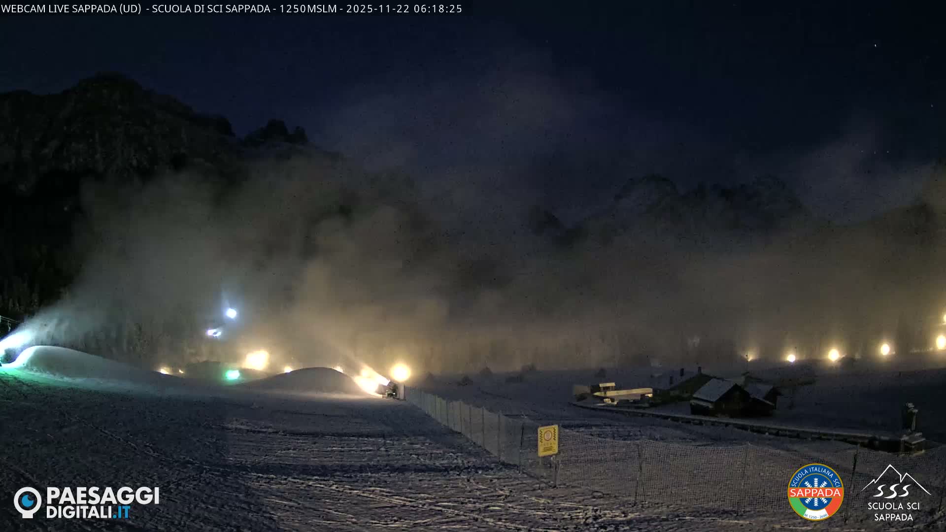  Sappada City Ski School & Ski Slope Live Cam - Udine, Friuli-Venezia Giulia, Italy