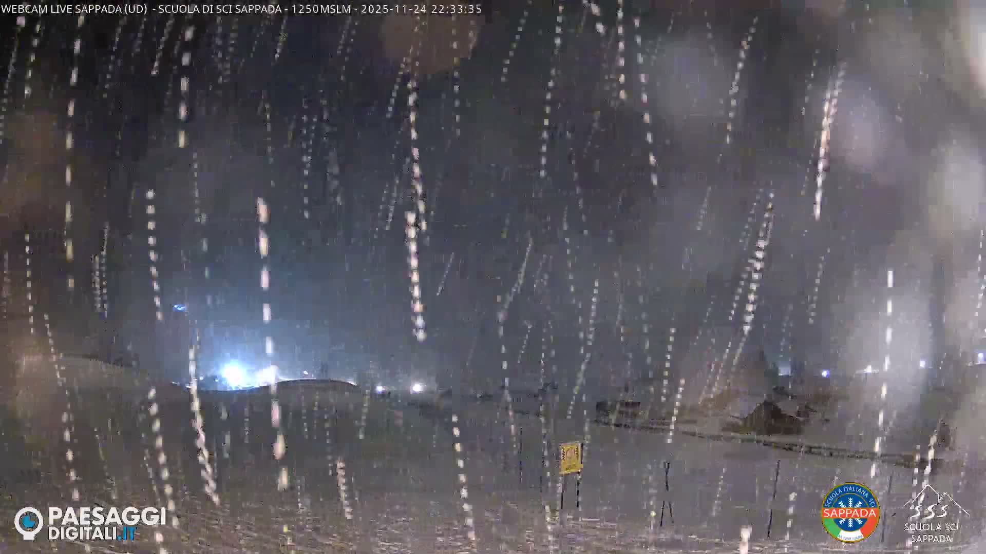  Sappada City Ski School & Ski Slope Live Cam - Udine, Friuli-Venezia Giulia, Italy